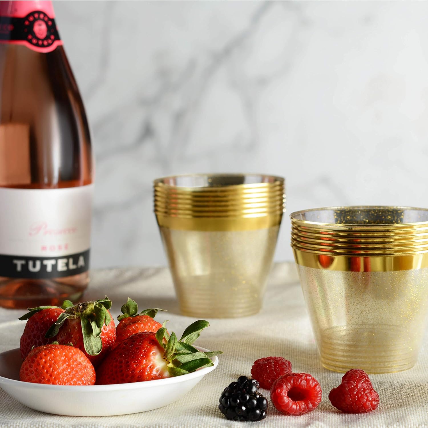 Paquete de 100 vasos de plástico de 9 onzas con purpurina dorada con borde dorado, tazas de fiesta de alta calidad, elegantes y resistentes, bodas,