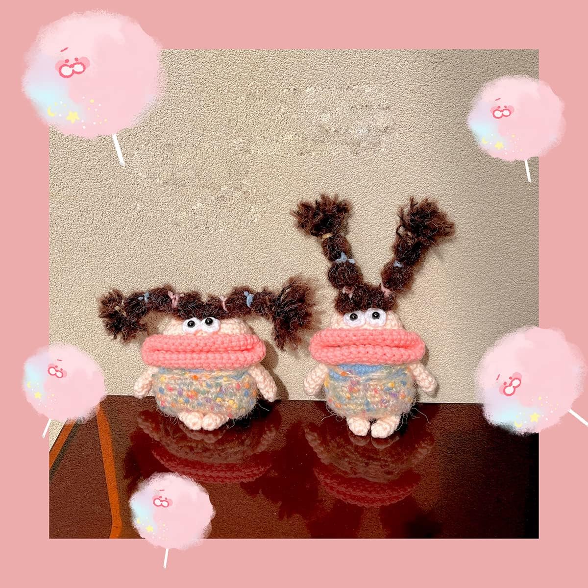 Yatchen Funda de felpa para AirPods Pro, Kawaii Linda muñeca de piel de dibujos animados 3D, diseño de salchicha con rana, divertido mini Airpods