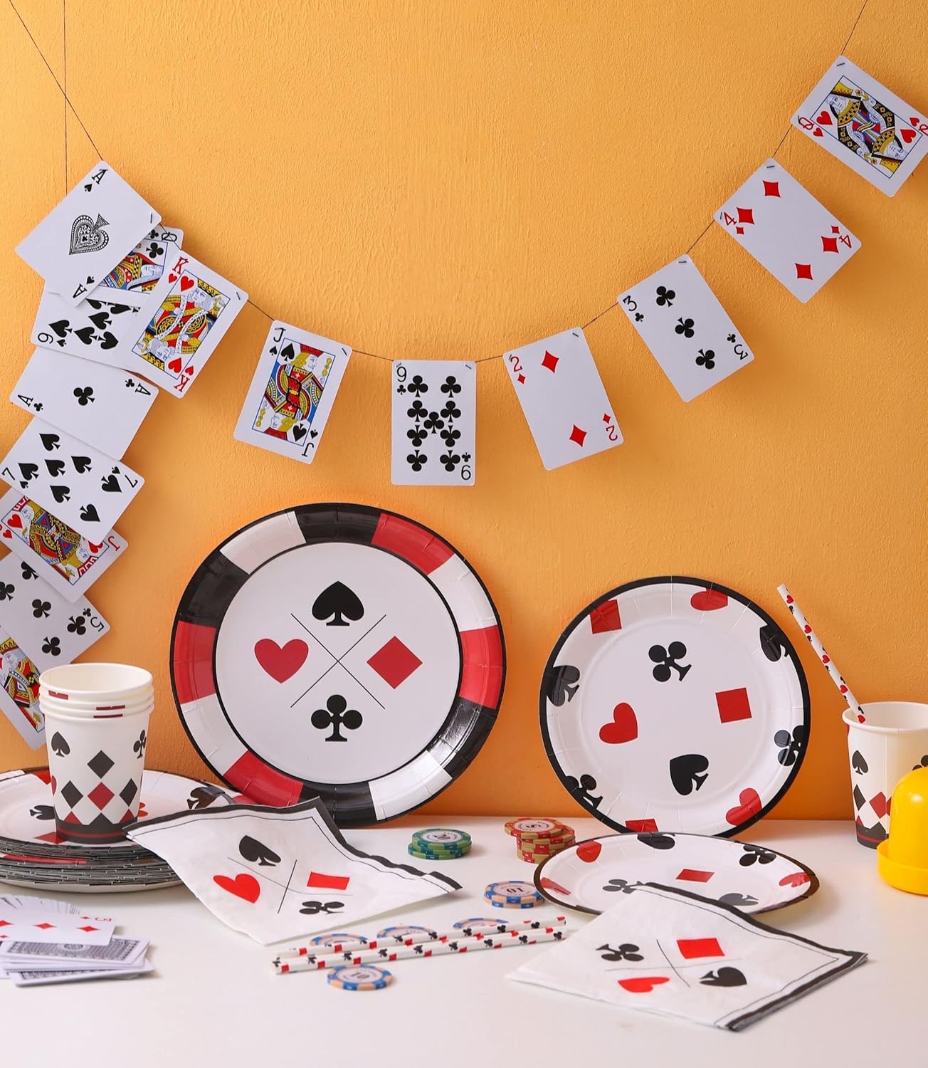 Suministros para fiestas de casino  Sirve 16  Decoraciones de fiesta temática de casino para hombresadultos, incluye platos de fiesta de casino,
