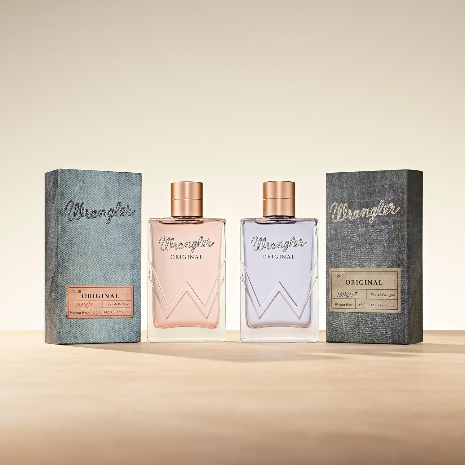 Wrangler Perfume original para ella por Tru Western, 2.5 onzas líquidas, frutas azucaradas, agrio, vibrante.