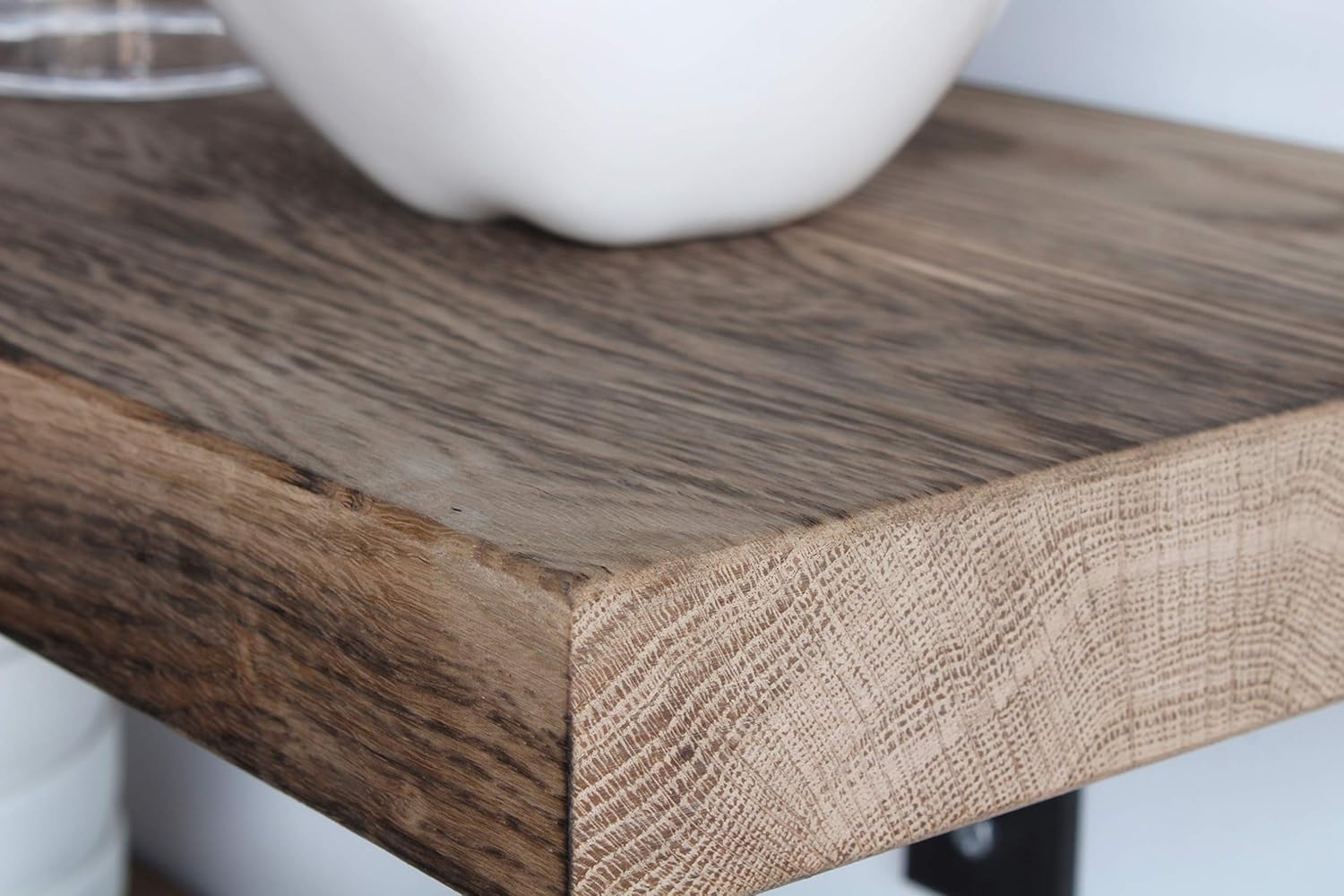 Urban Legacy Estantes profundos  Madera dura de roble blanco con acabado soplado  Soportes completos  Alta capacidad de peso  Juego de 2 (roble