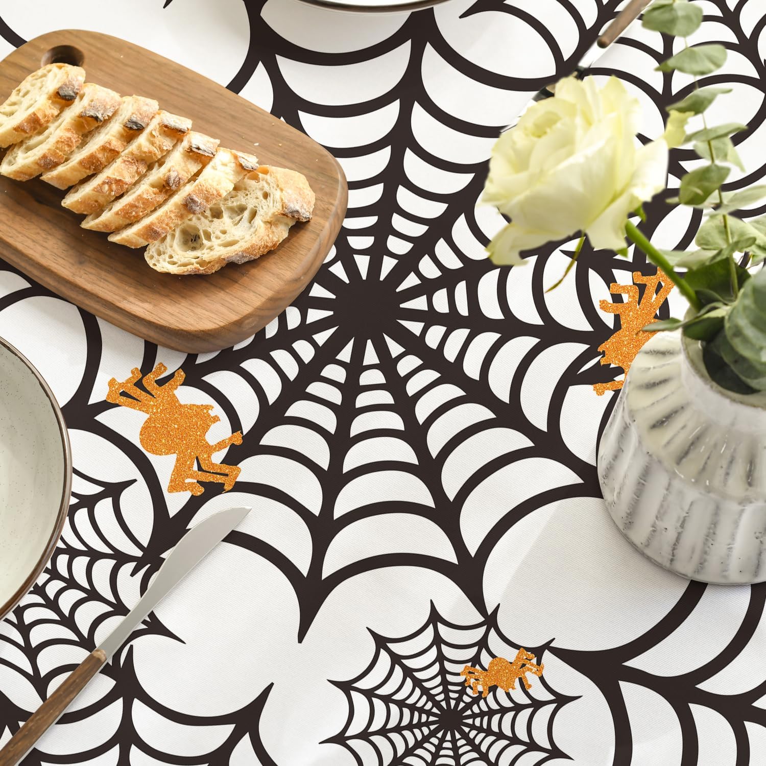 Horaldaily Mantel redondo de Halloween de 70 x 70 pulgadas, diseño de telaraña, diseño de telaraña, temática aterradora, color blanco y negro, para