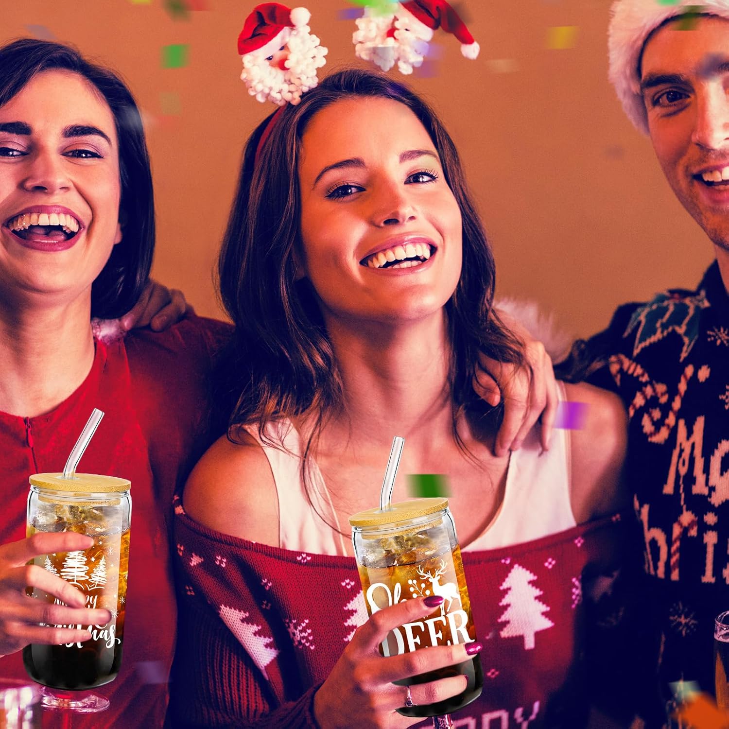 Umigy Paquete de 8 vasos de Navidad de 16 onzas, vasos de Navidad con tapas y pajitas, vaso de café helado en forma de lata de cerveza, vasos de