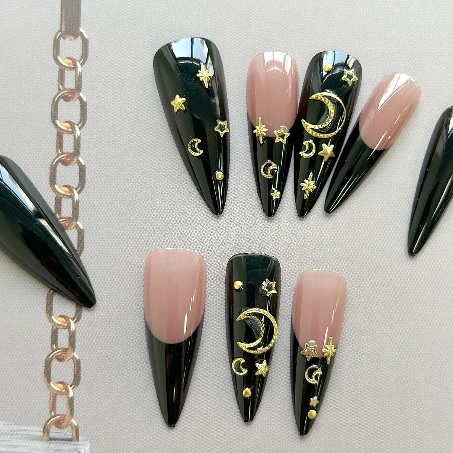 Uñas postizas a presión estilo stiletto, uñas postizas de Halloween, uñas negras de bruja con diseños de estrellas y luna, uñas acrílicas brillantes