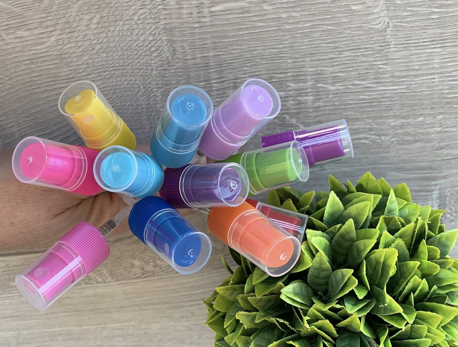 Tapas de spray de aceite esencial para botellas de 5, 10, 15 a 3.4 fl oz. Reduzca, reutiliza y recicla tus recipientes y botellas de EO vacíos con