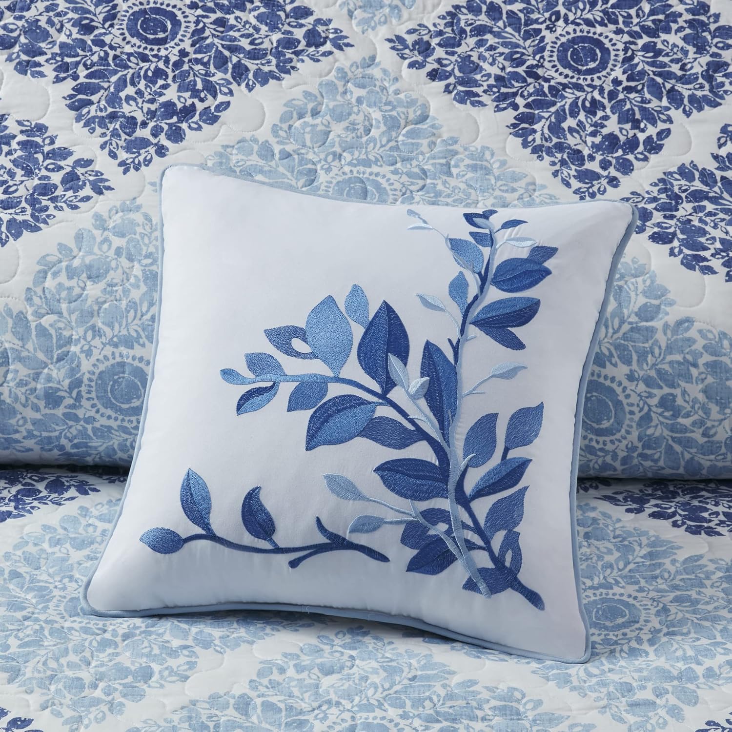 Madison Park Claire – Edredón de diseño moderno para todas las estaciones, juego de cama ligero y transpirable, fundas a juego, almohada decorativa,