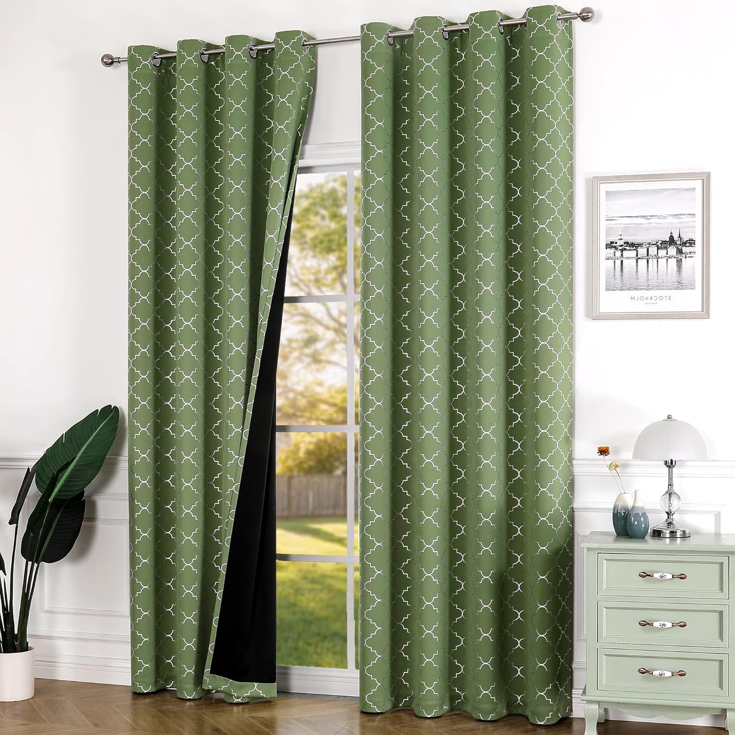 Enactex Cortinas 100% opacas con aislamiento térmico de 84 pulgadas de largo para dormitorio, cortinas verdes con patrón geométrico plateado,