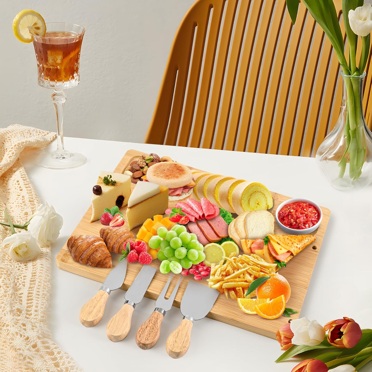 Juego de tabla de queso de bambú y cuchillos, juego de tablas grandes de charcutería de 14 x 11 pulgadas, bandeja de queso con soporte para