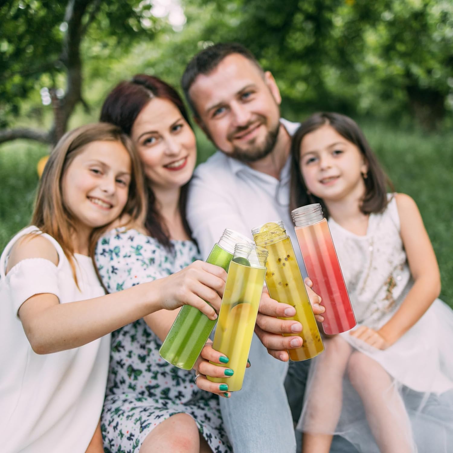 24 botellas de plástico para jugo de 13.5 onzas con tapas, botellas sensoriales reutilizables con tapas blancas, botellas de agua a granel,