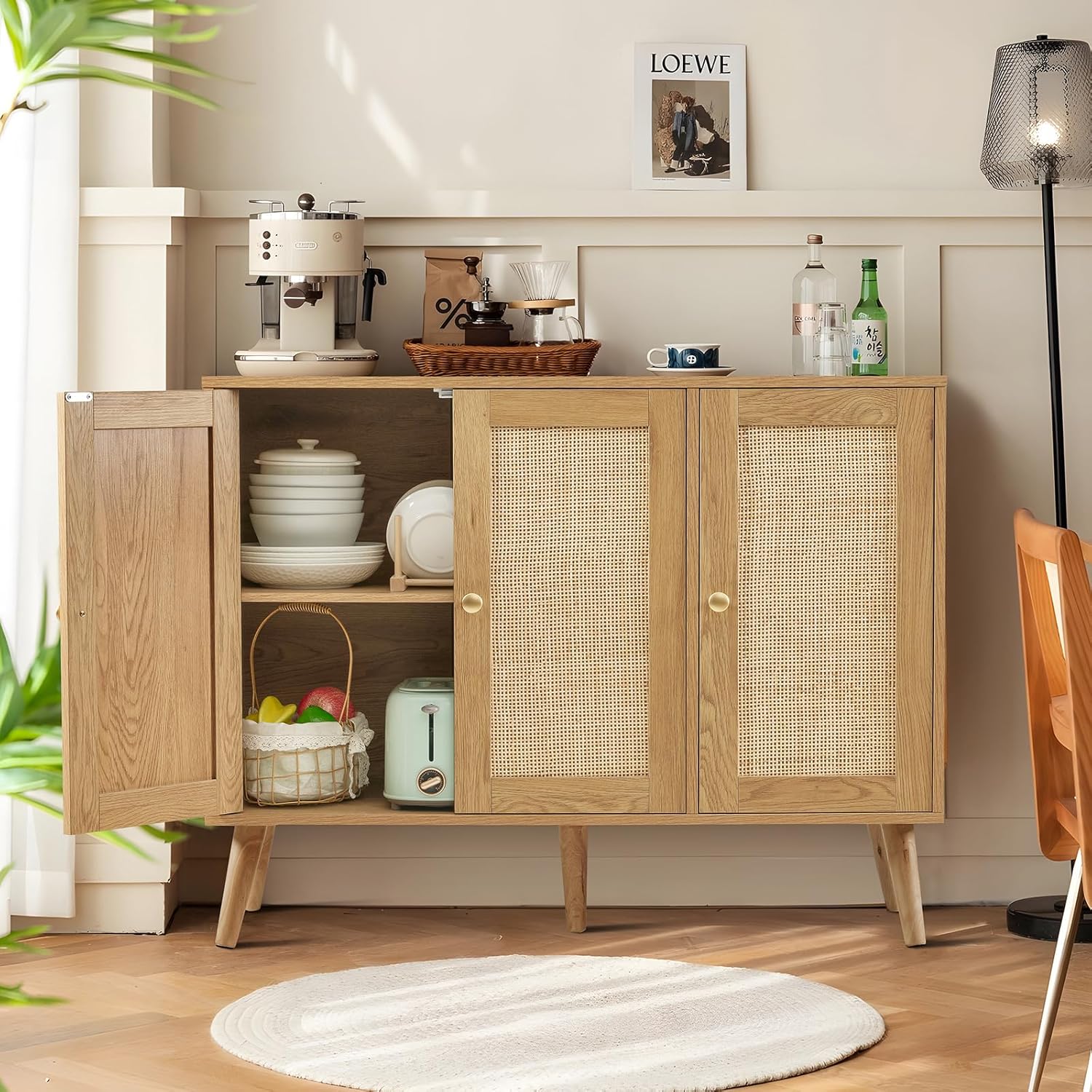 Quimoo Aparador de buffet, gabinete de ratán bohemio con 3 estantes ajustables y puertas de ratán, mesa de entrada para sala de estar, comedor,