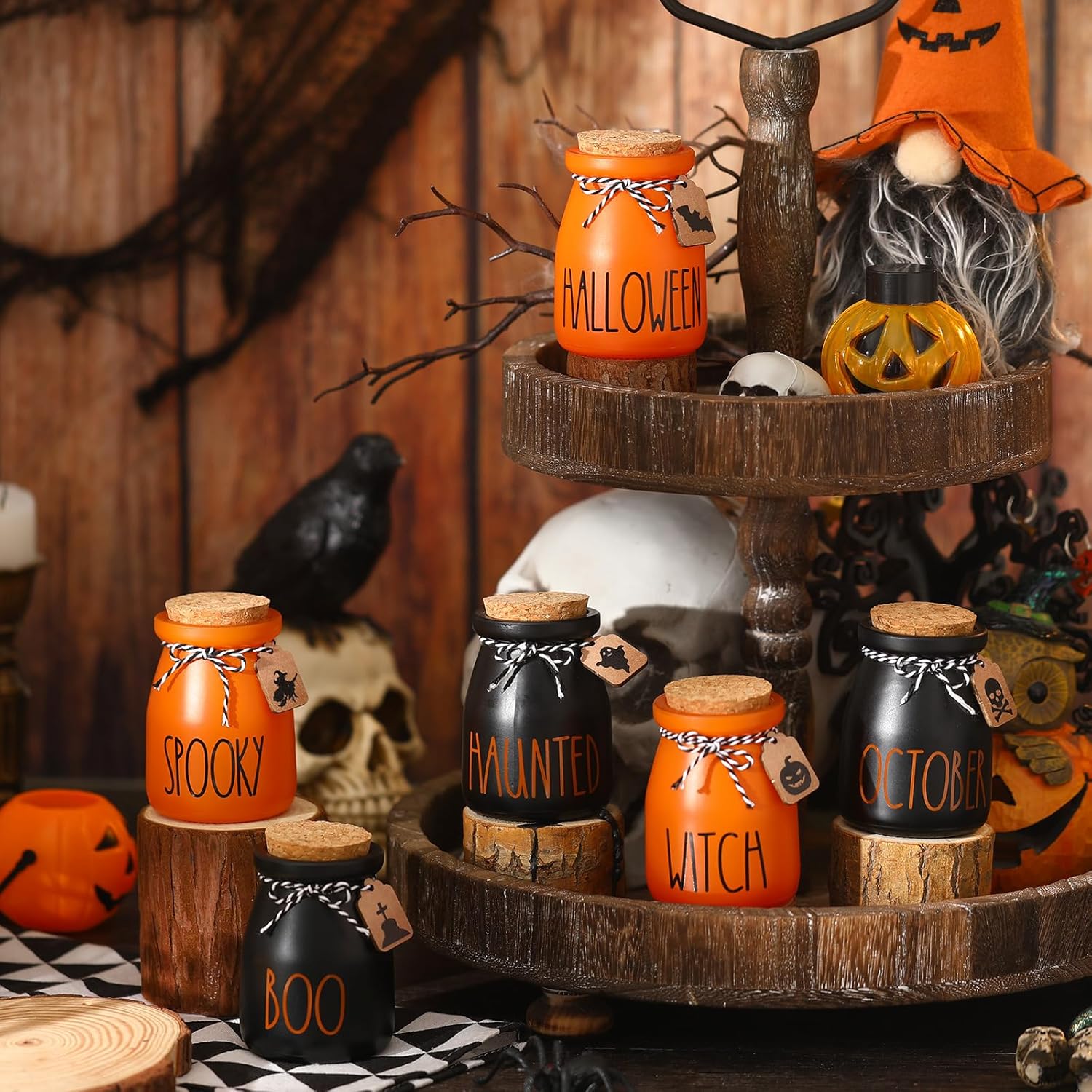 Juego de 6 mini tarros de albañil de Halloween para decoración de bandeja escalonada de Halloween, murciélagos fantasmas, calabaza, pequeños frascos