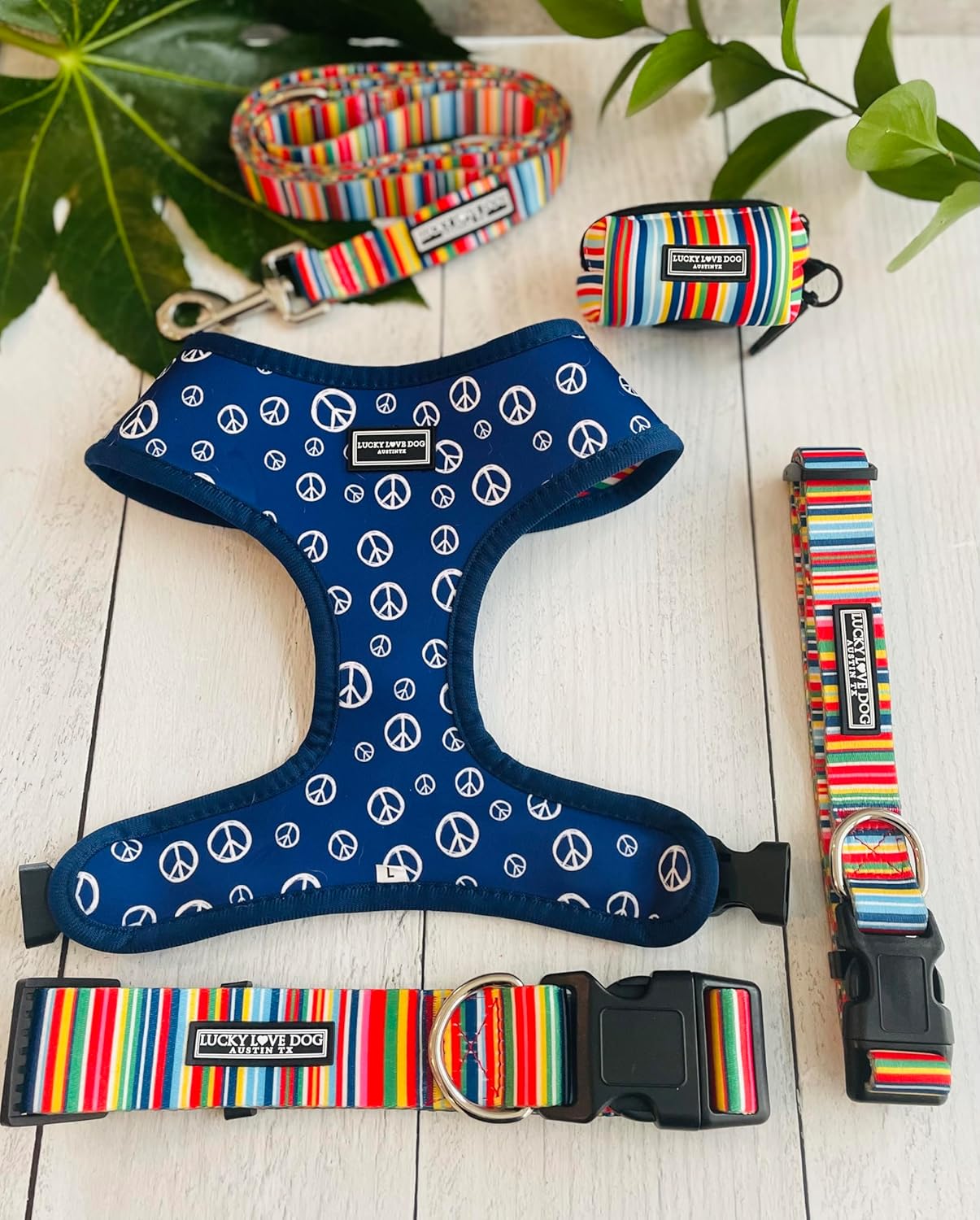 Lucky Love Dog, Chalecos suaves y reversibles, elegante accesorio para perro (hippie, pequeño)