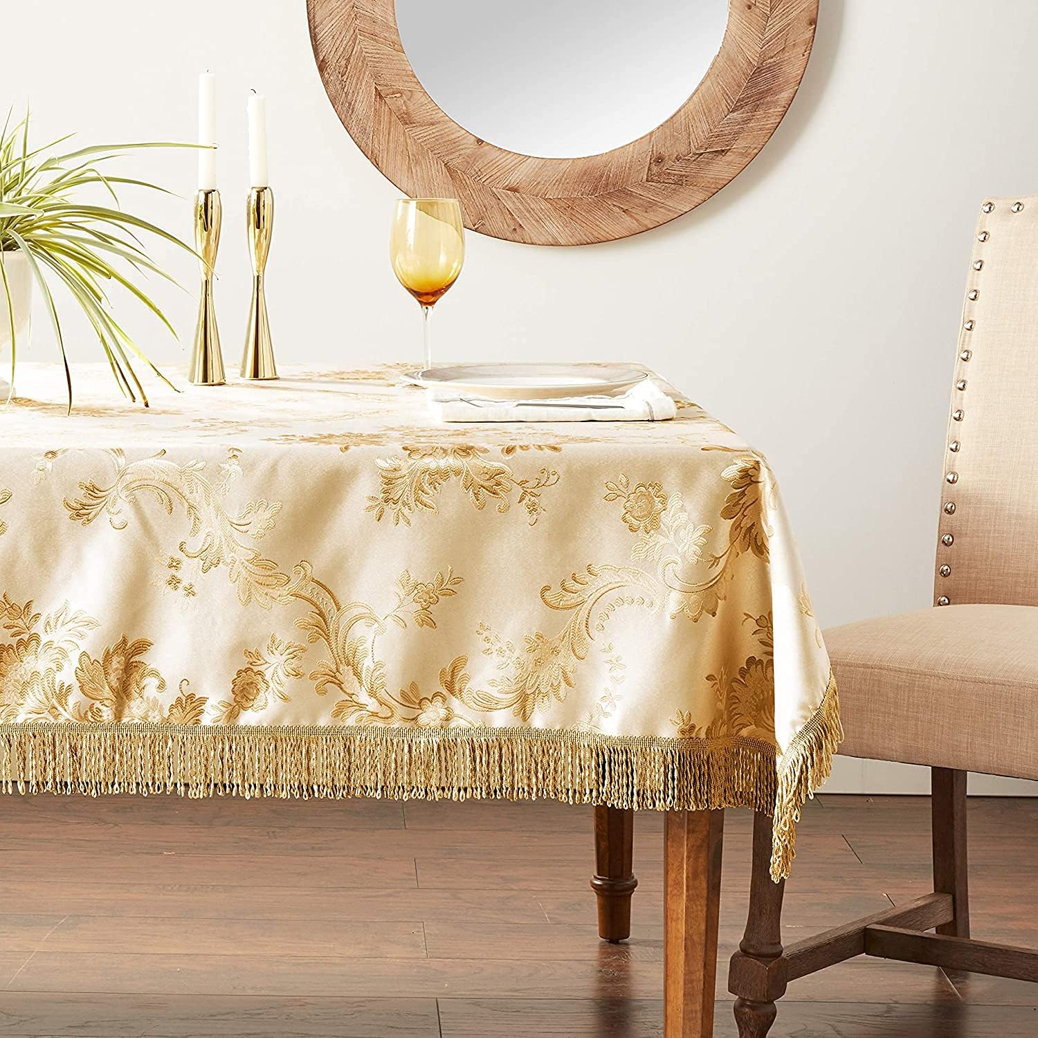 Violet Linen Majestic Damask – Mantel con diseño de damasco, color beige, 54 x 72 pulgadas, rectangular