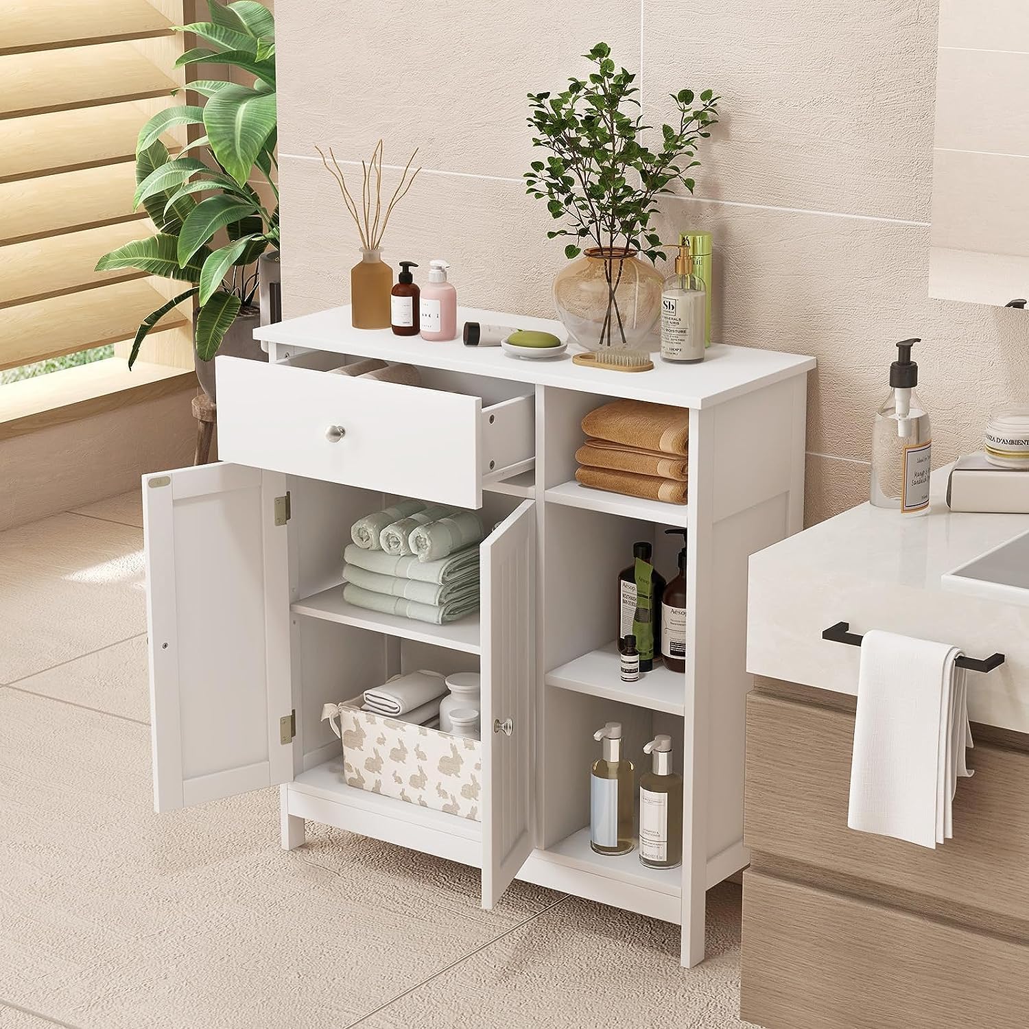 Armario de baño, armario de almacenamiento de piso con 1 cajón, 3 compartimentos abiertos, estantes ajustables, armario decorativo para sala de