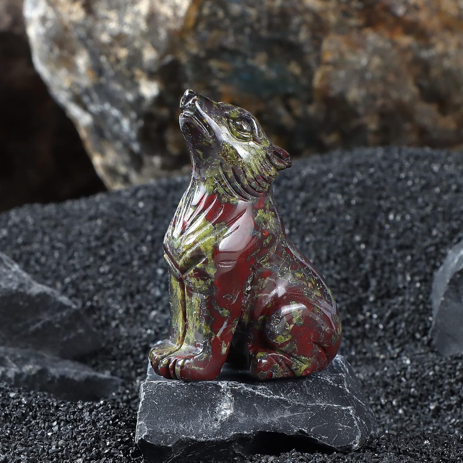Artistone Estatua de lobo de cristal de 2.0 pulgadas, piedra de sangre de dragón anhelada a mano, escultura de animal, piedra curativa para