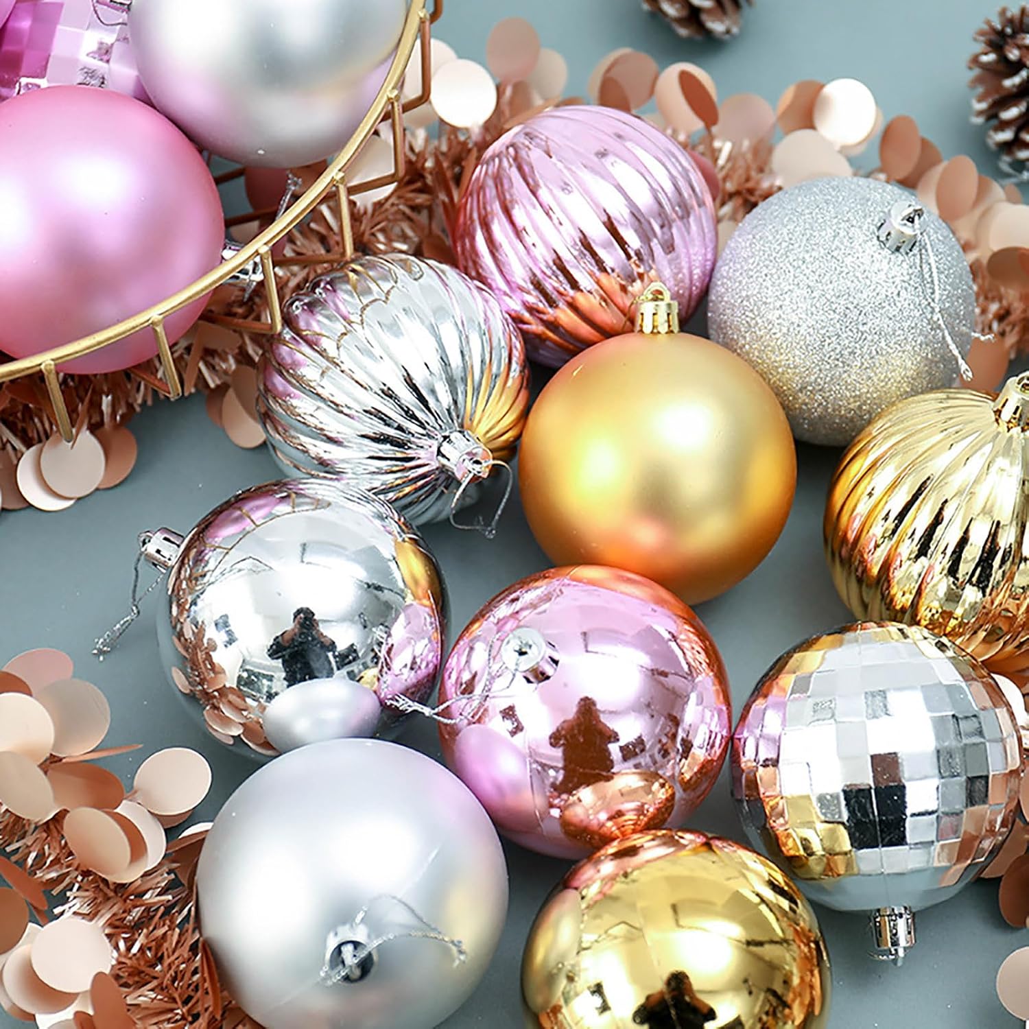 24 adornos para árbol de Navidad, mini bolas de Navidad, pequeñas bolas de plástico inastillables para vacaciones, bodas, fiestas, decoración