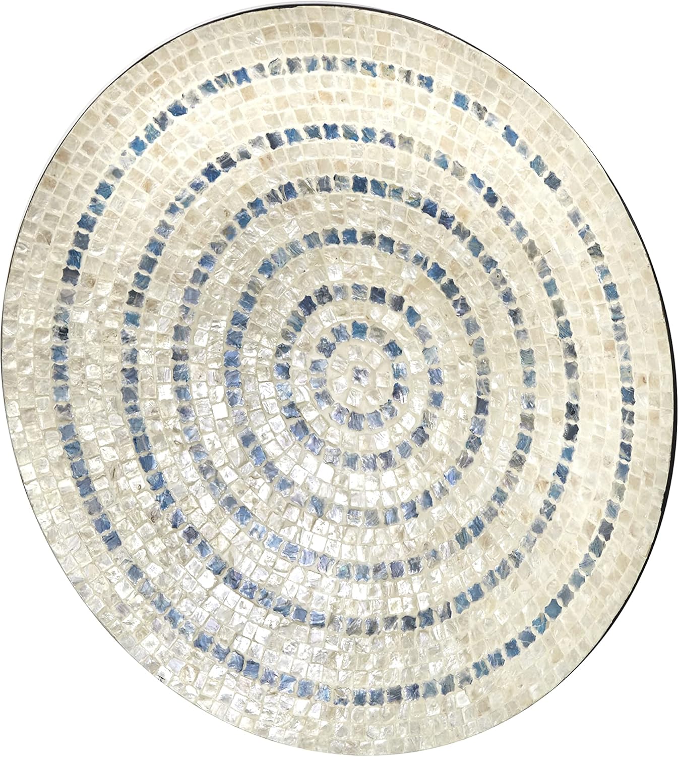 Deco 79 Placa de concha de nácar hecha a mano, decoración de pared para el hogar, escultura de mosaico con detalles azules, arte de pared de 27 x 4