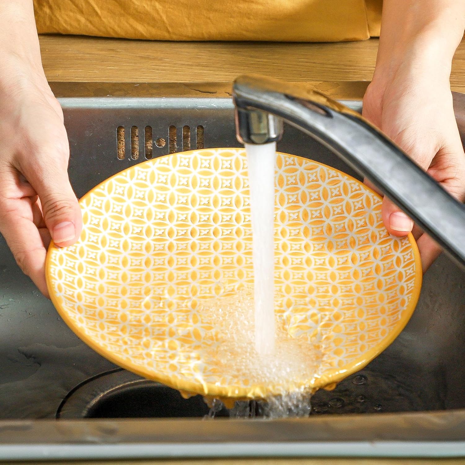 YELLOYA Juego de 4 platos llanos grandes de 10.5 pulgadas, platos redondos de cerámica, modernos platos para cocina, aptos para lavavajillas y