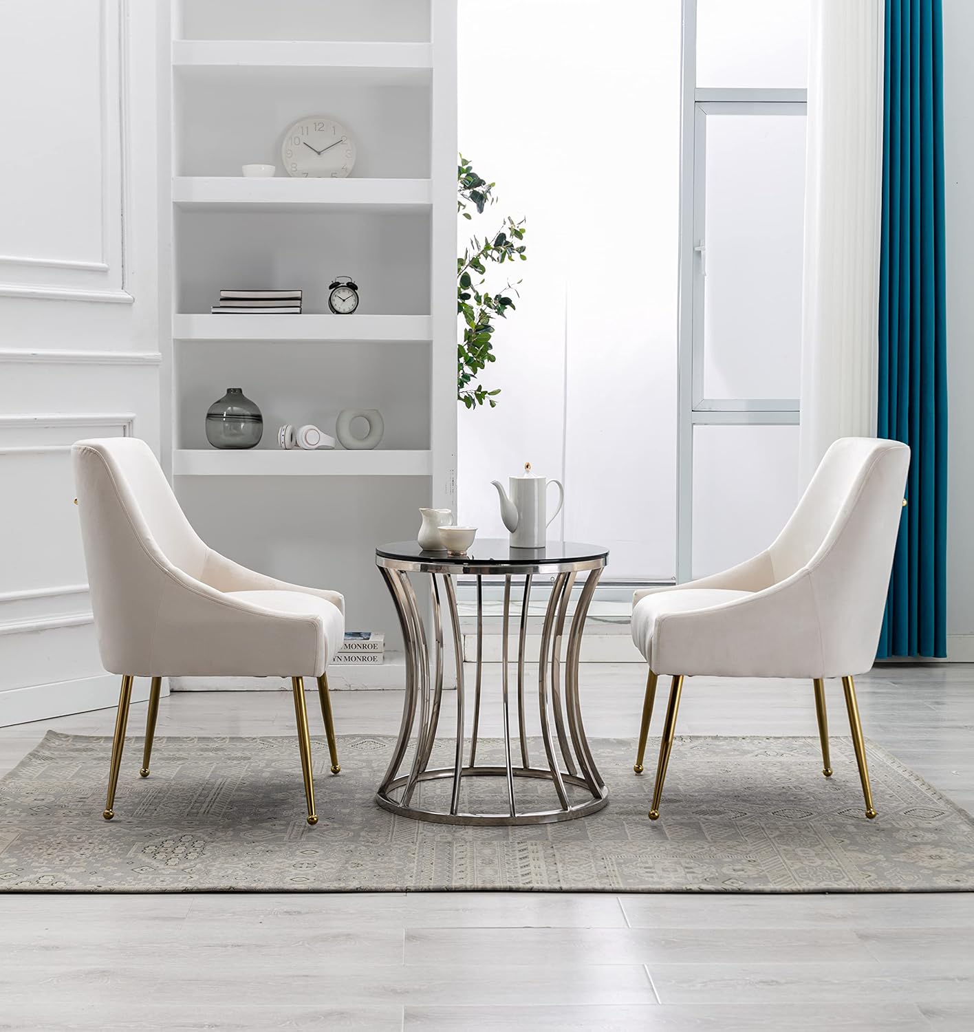 Juego de 2 sillas de comedor de terciopelo, colección de muebles tapizadas modernas y contemporáneas con patas de metal dorado pulido (beige)