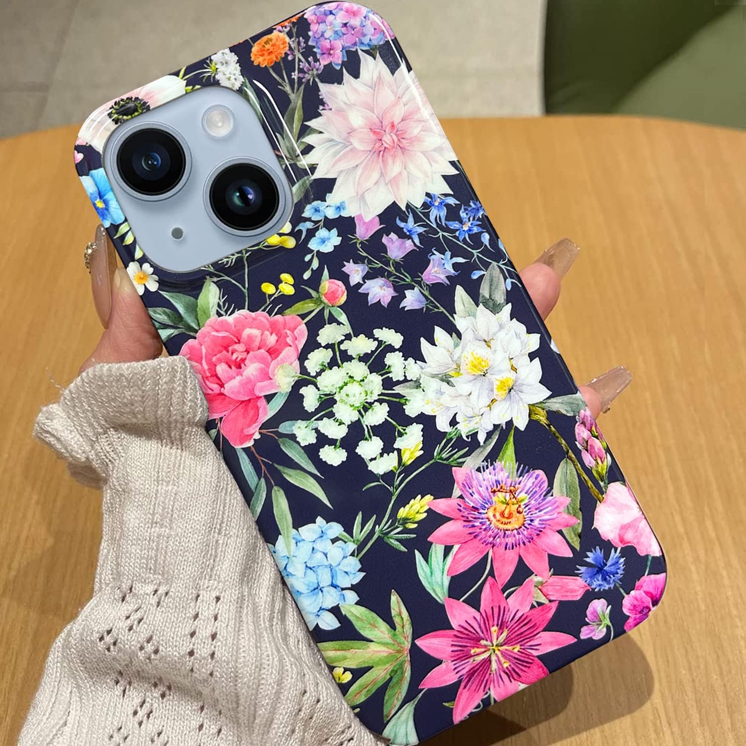 J.west Funda compatible con iPhone 15 de 6.1 pulgadas, diseño de flores de jardín, goma de silicona suave, a prueba de golpes, lindo diseño floral,