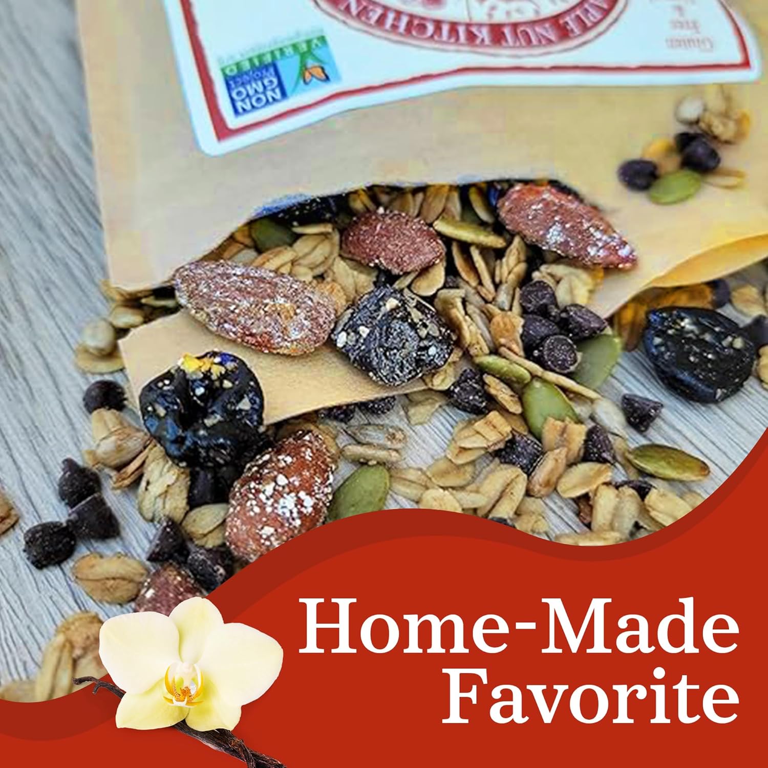 Maple Nut Kitchen Granola dulce y salada – Sin gluten y vegana  Nutty Bliss con almendras de arce, chocolate y cerezas 10 onzas