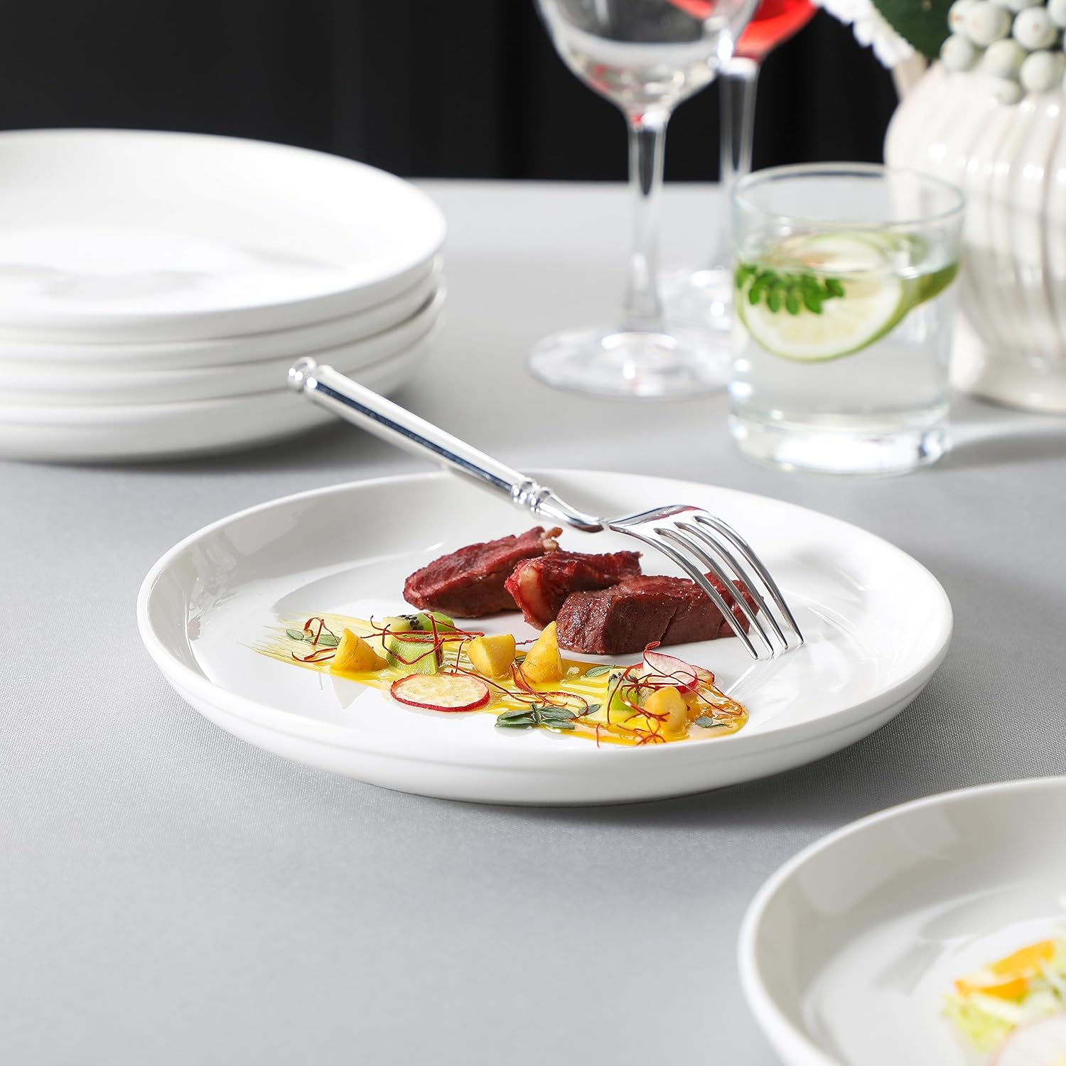 MALACASA Juego de 6 platos redondos de porcelana de 8.5 pulgadas para postre, ensalada, platos pequeños para cocina, microondas y horno, color