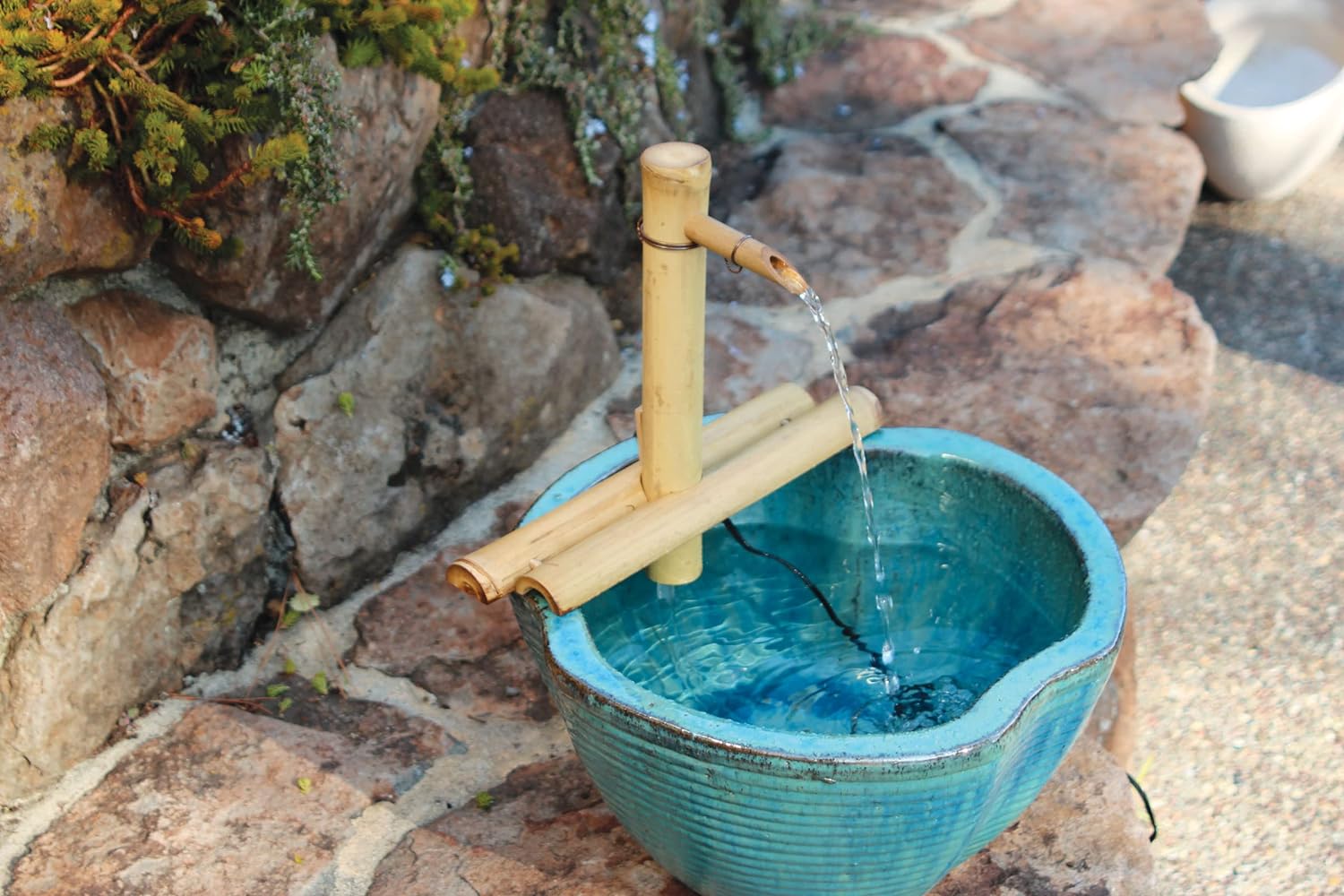 Bamboo Accents Fuente de agua de bambú para exteriores, kit de fuente de agua Zen ajustable de 12 pulgadas, función de agua de bambú resistente a la