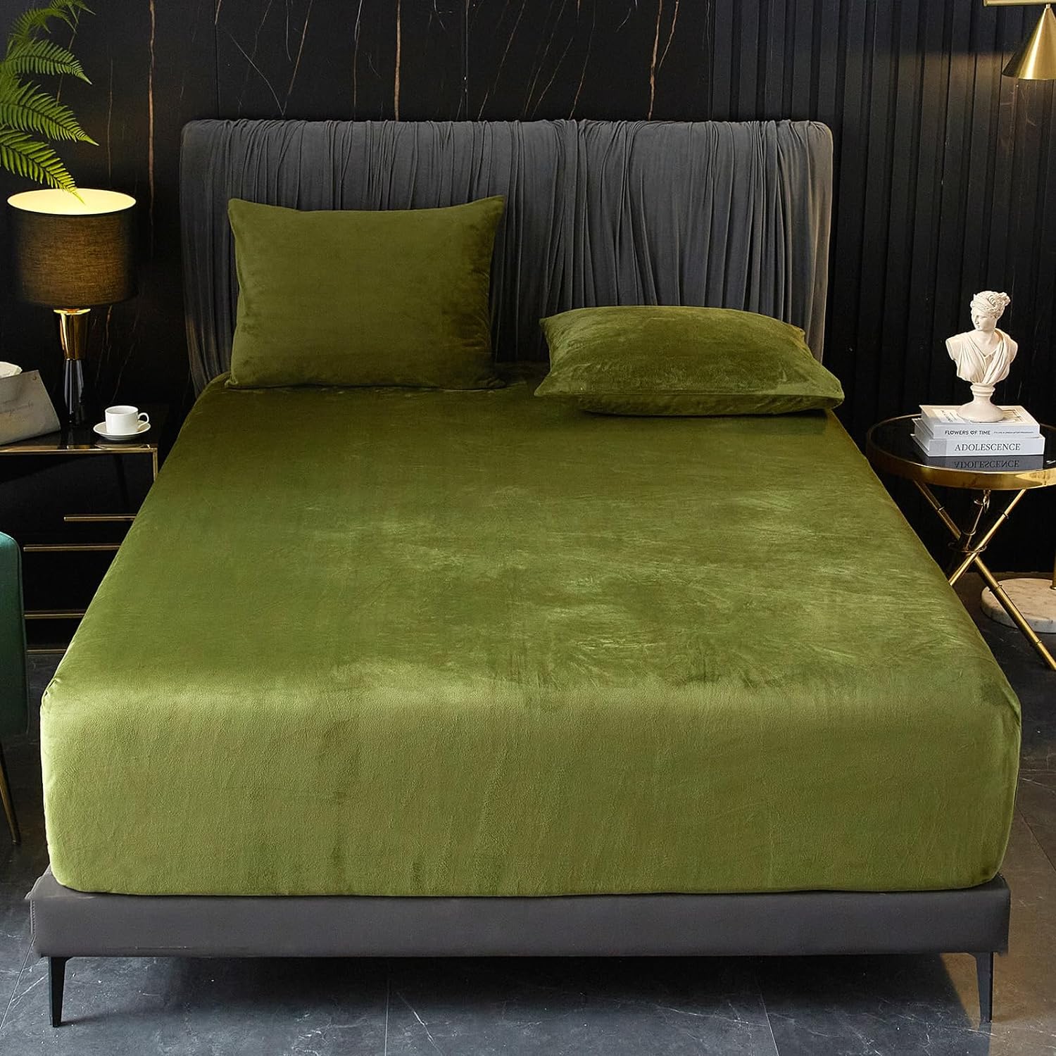 Ivellow Sábana bajera de terciopelo tamaño King, 1 paquete de sábanas de terciopelo verde de lujo con bolsillo extra profundo de 18 pulgadas, sábana