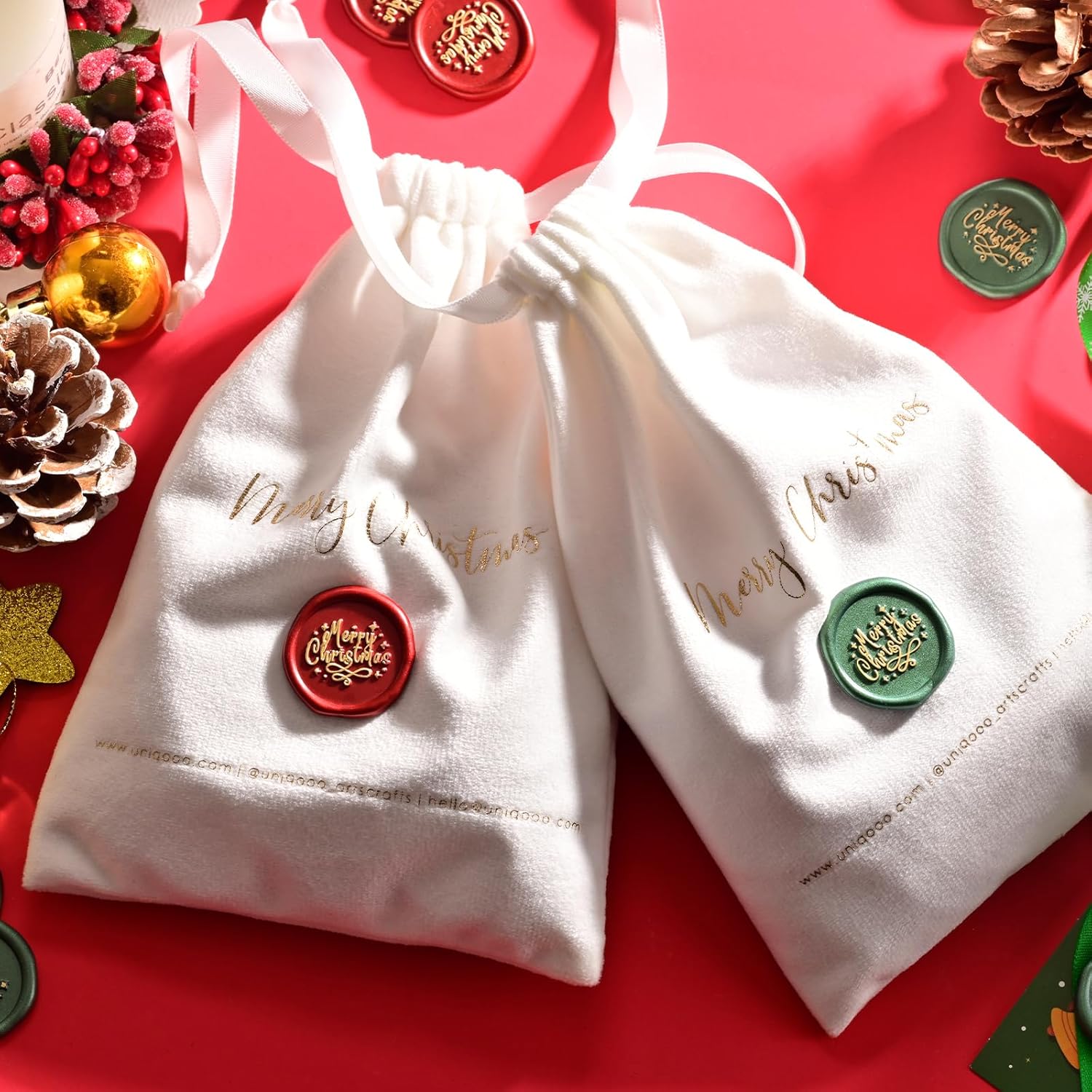 UNIQOOO Calcomanías de sello de cera de Navidad, color rojo y verde con oro, 50 calcomanías autoadhesivas, perfectas para Navidad, invierno, San