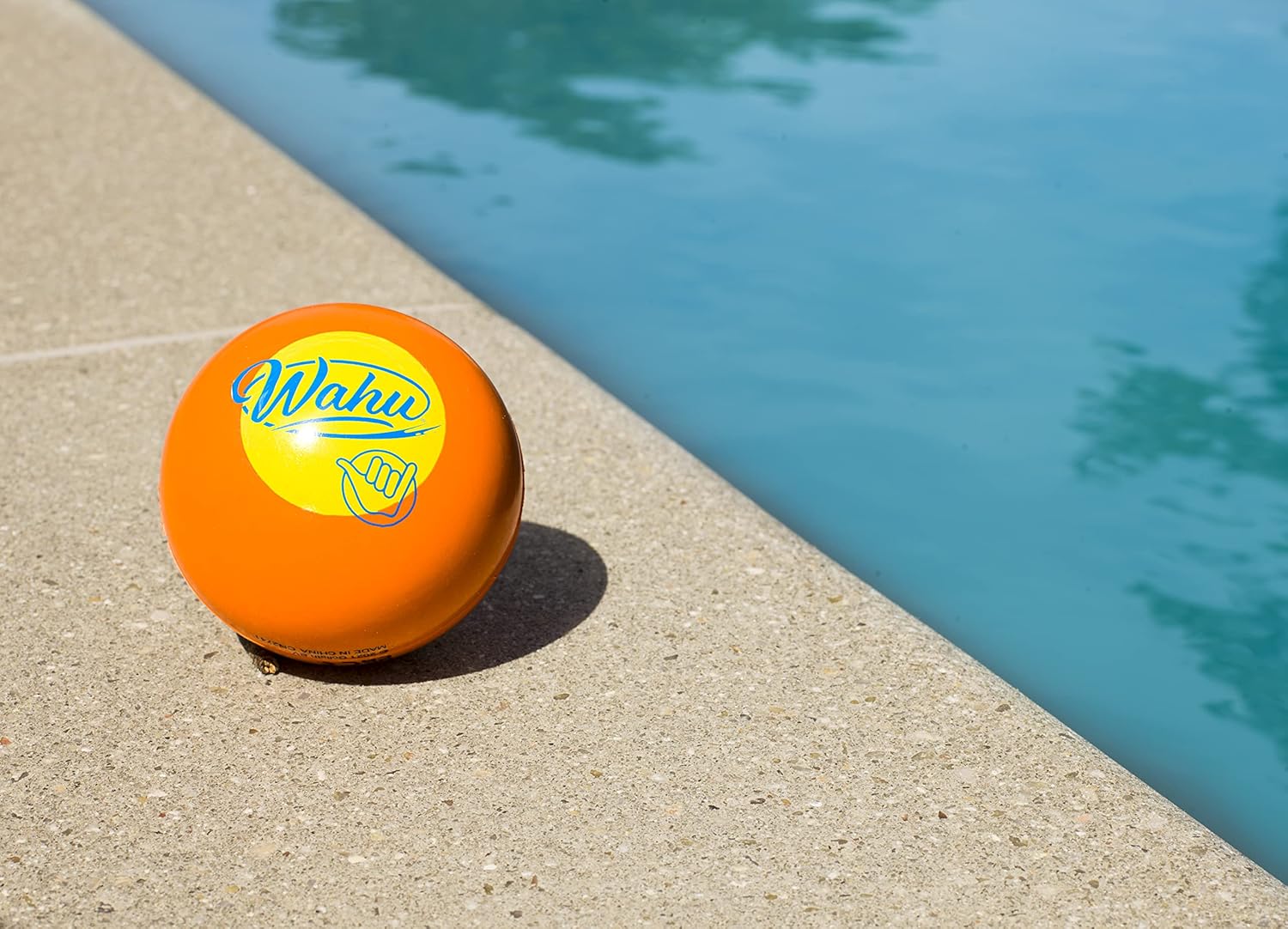 WAHU Bouncer – Pelota de piscina 100% impermeable, bola de salto de 3.5 pulgadas para piscina y playa, salta más de 75 pies en el agua, naranja