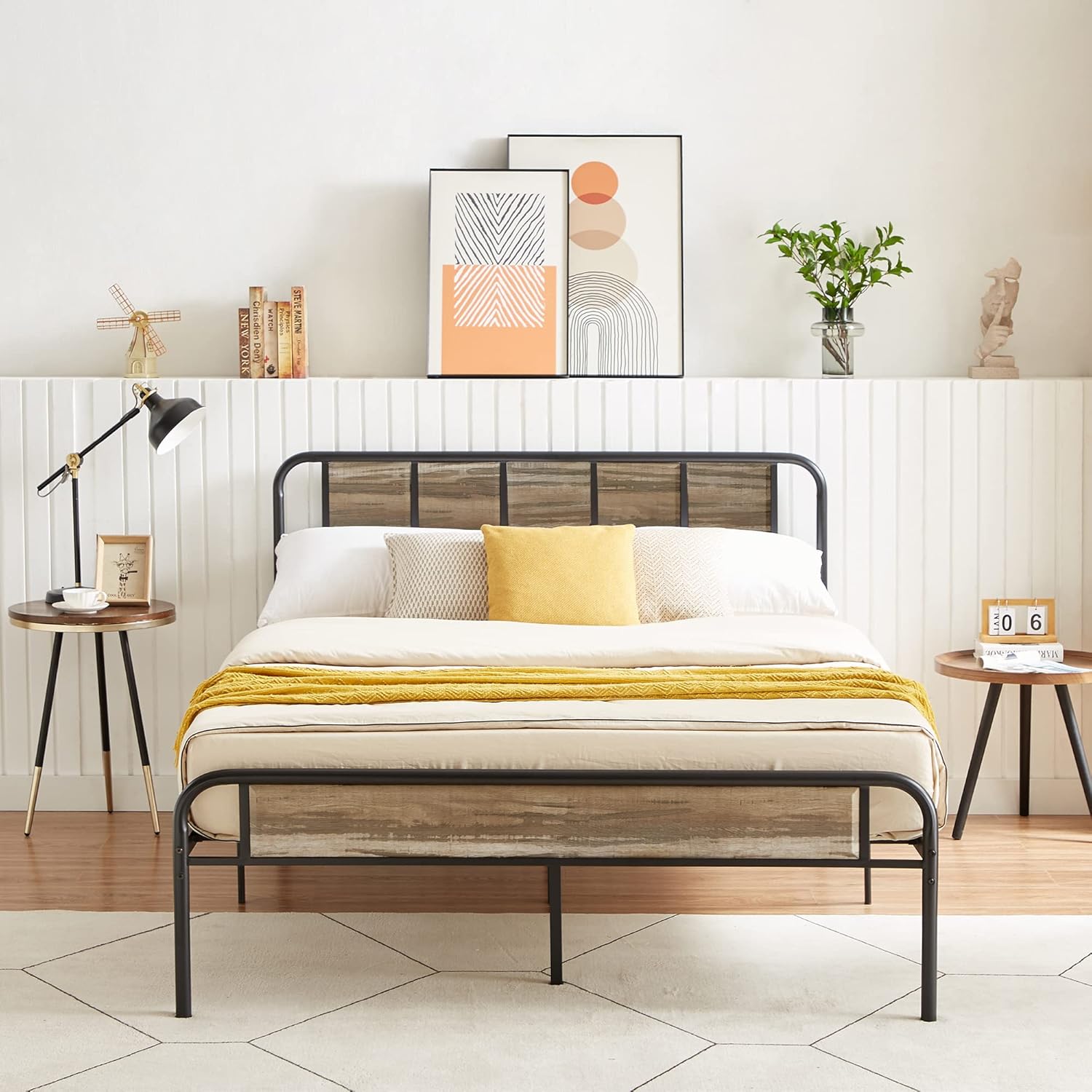 VECELO Base de cama de plataforma de tamaño matrimonial con cabecera de madera, base de colchón, soporte de listones de acero de alta calidad, no
