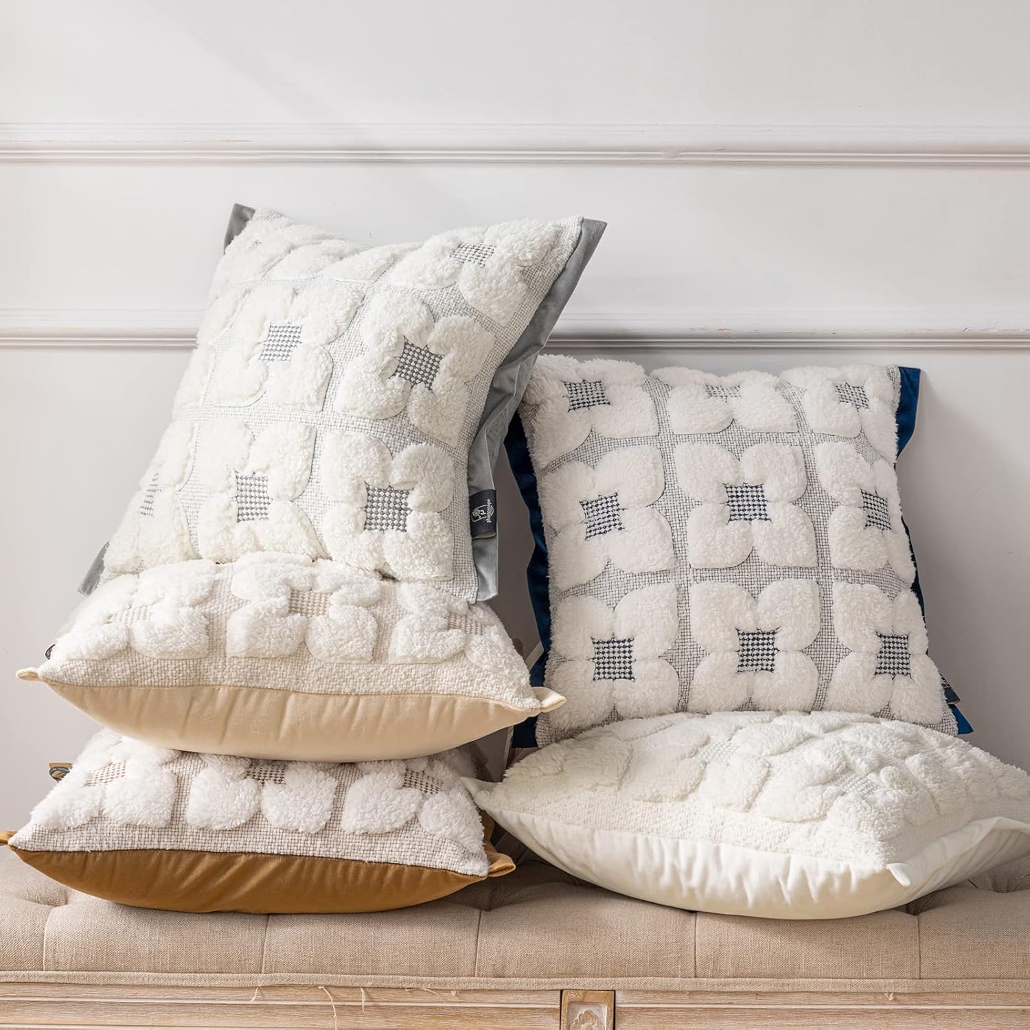 Phantoscope Paquete de 2 fundas de almohada decorativas de sherpa a rayas, fundas de cojín decorativas de piel sintética y esponjosas, fundas de