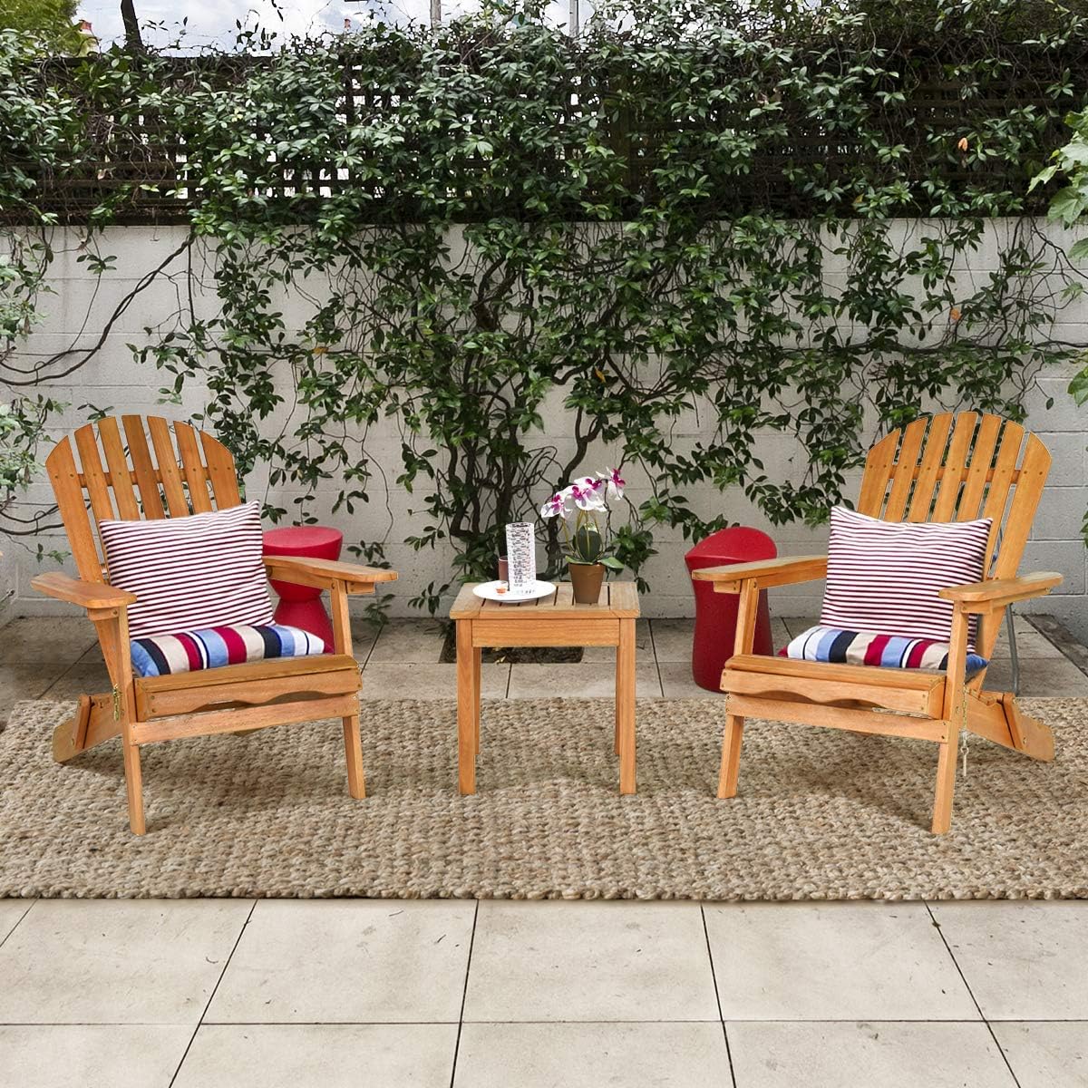 Giantex Adirondack – Juego de sillas plegables de madera de 3 piezas con reposabrazos ampliados, marco de eucalipto y mesa auxiliar para exteriores