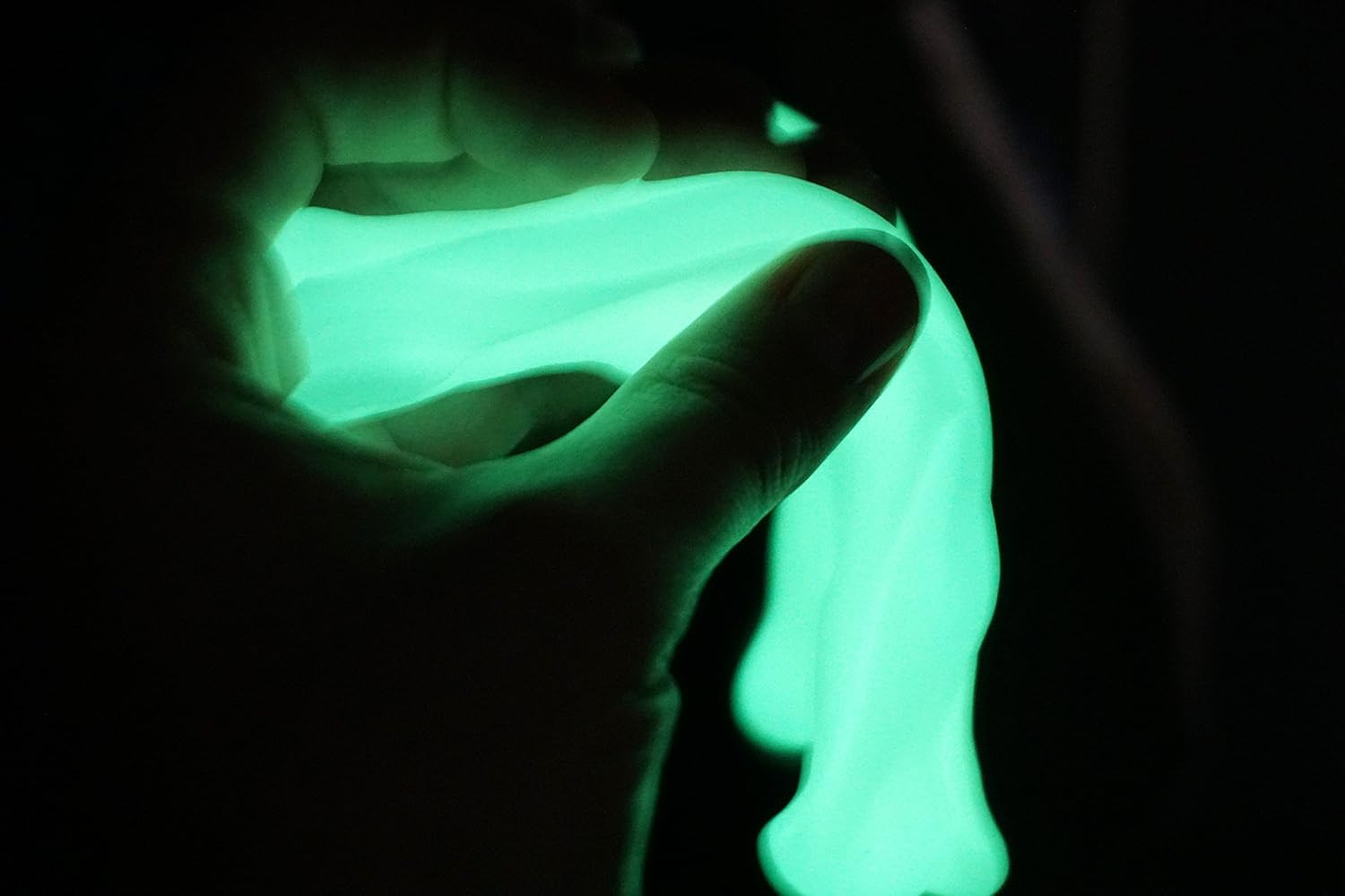 JA-RU Masilla de laboratorio mágica que brilla en la oscuridad con contenedor de lata (3 juguetes) Squishy Crazy Slime Party Favores para niños.