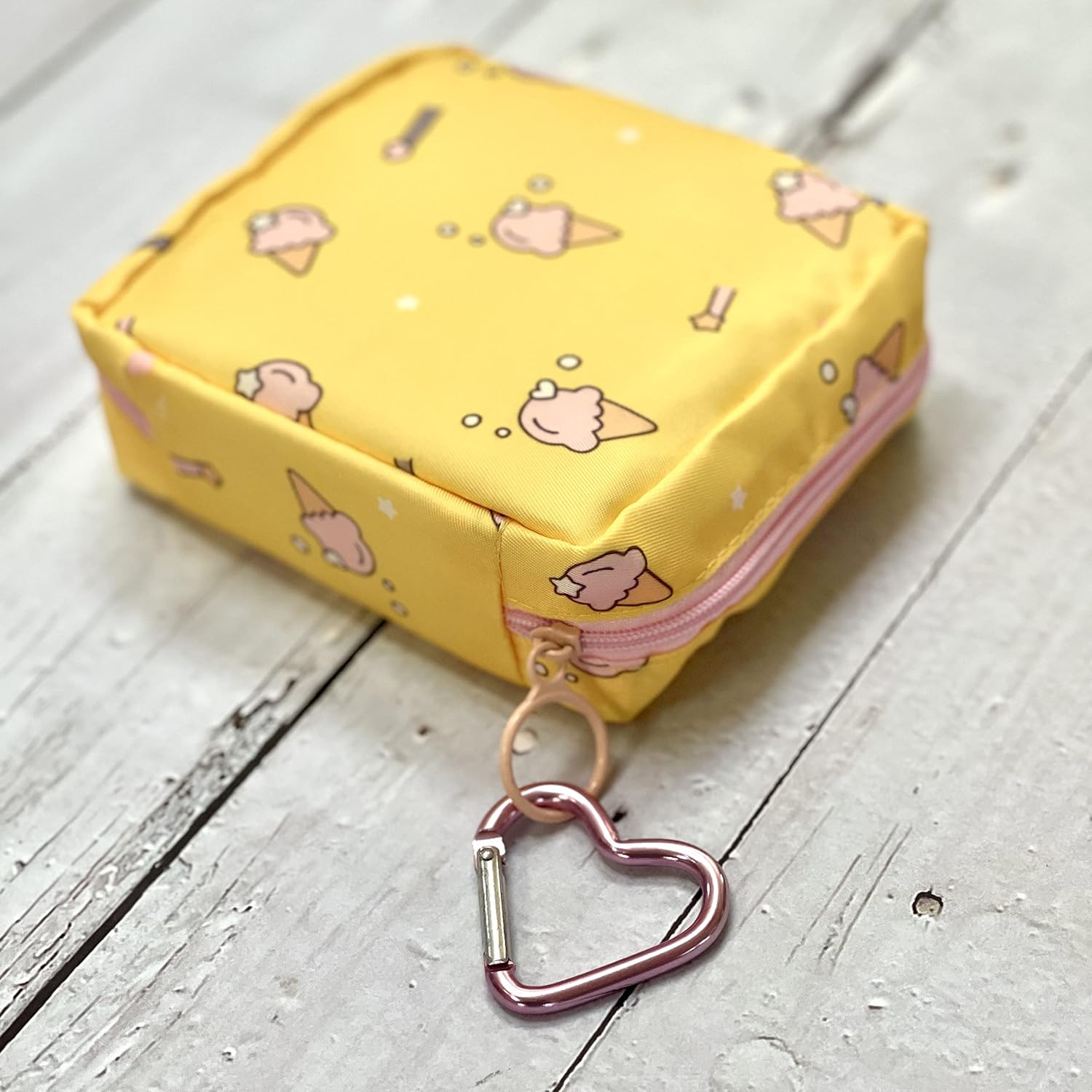 Bolsas de almacenamiento reutilizables para servilletas sanitarias portátiles para mujeres y niñas  Hecho de nailon + resistencia al agua  Período