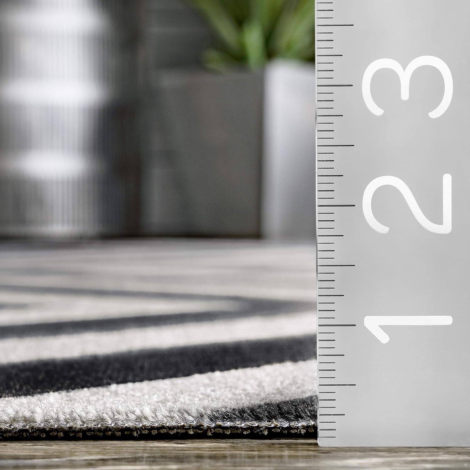 nuLOOM Rayne Diamond Fringe IndoorOutdoor Area Rug, 5×8, Black