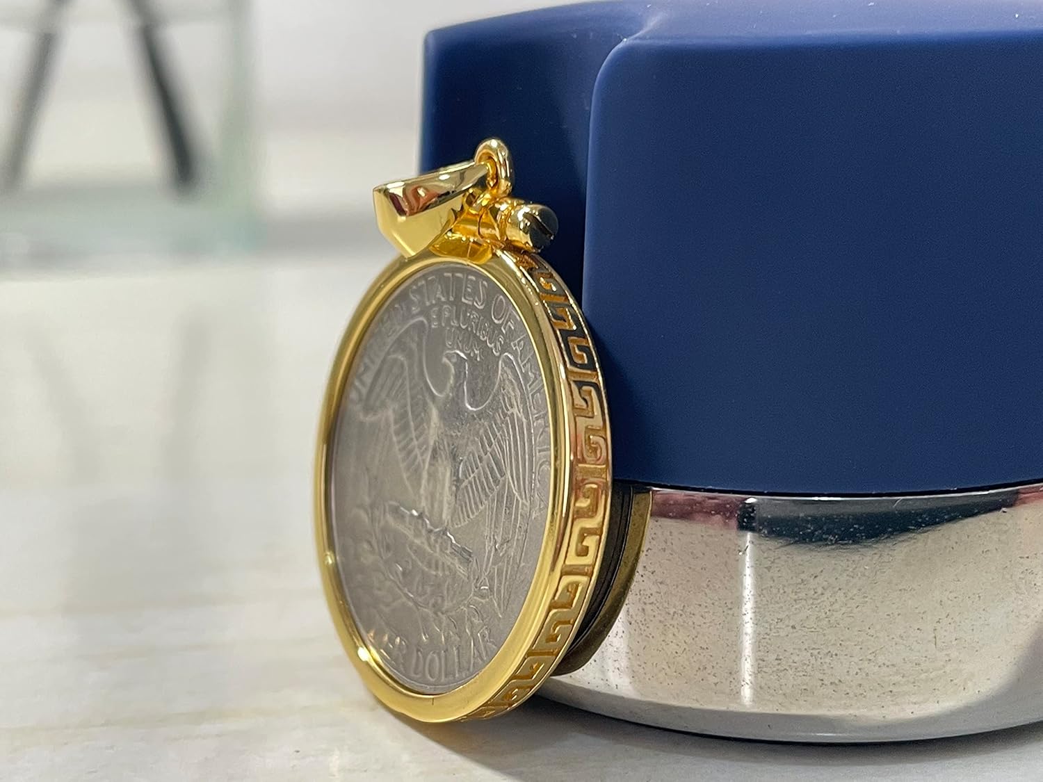 El borde de moneda de oro de 24 quilates envuelto en plata de 25 centavos, es adecuado para monedas de 0.955in de diámetro de 0.069in de grosor,