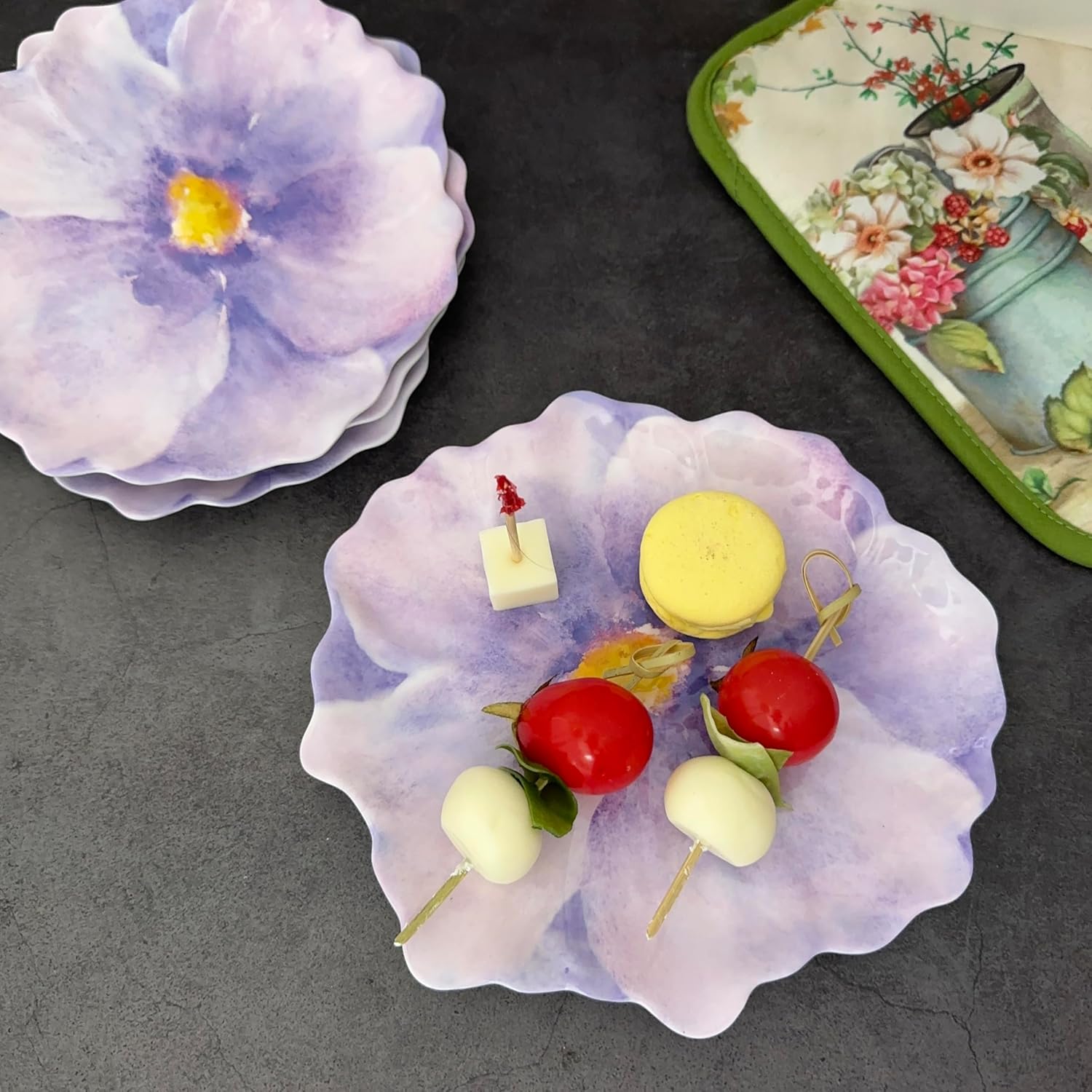 UP ware – Platos de postre de melamina lavanda, platos pequeños en forma de flores, para aperitivos, aperitivos y guarniciones, morado, 7.5 x 7