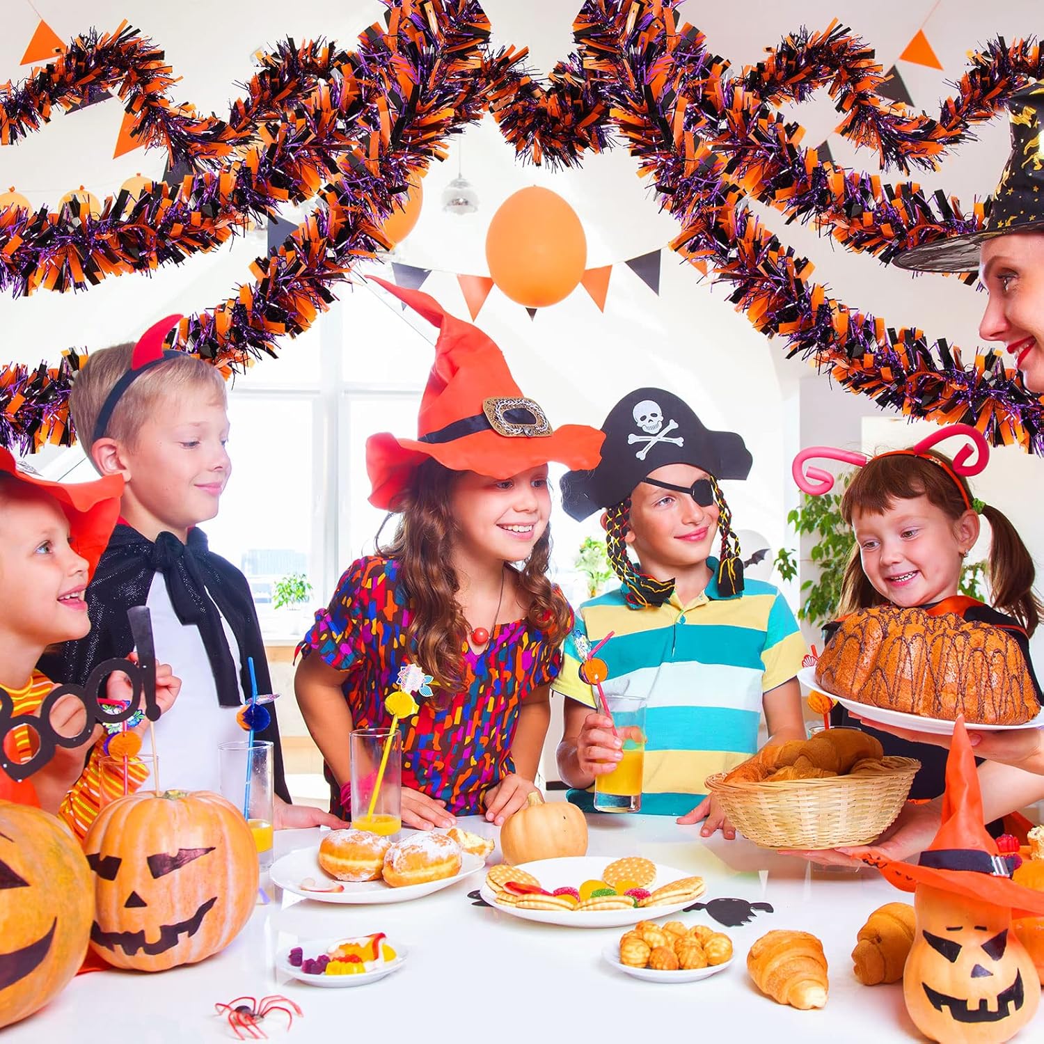 Guirnalda de oropel de Halloween de 12 piezas de 79 pies con diseño metálico brillante para colgar, colores mezclados, negro, naranja y morado, para