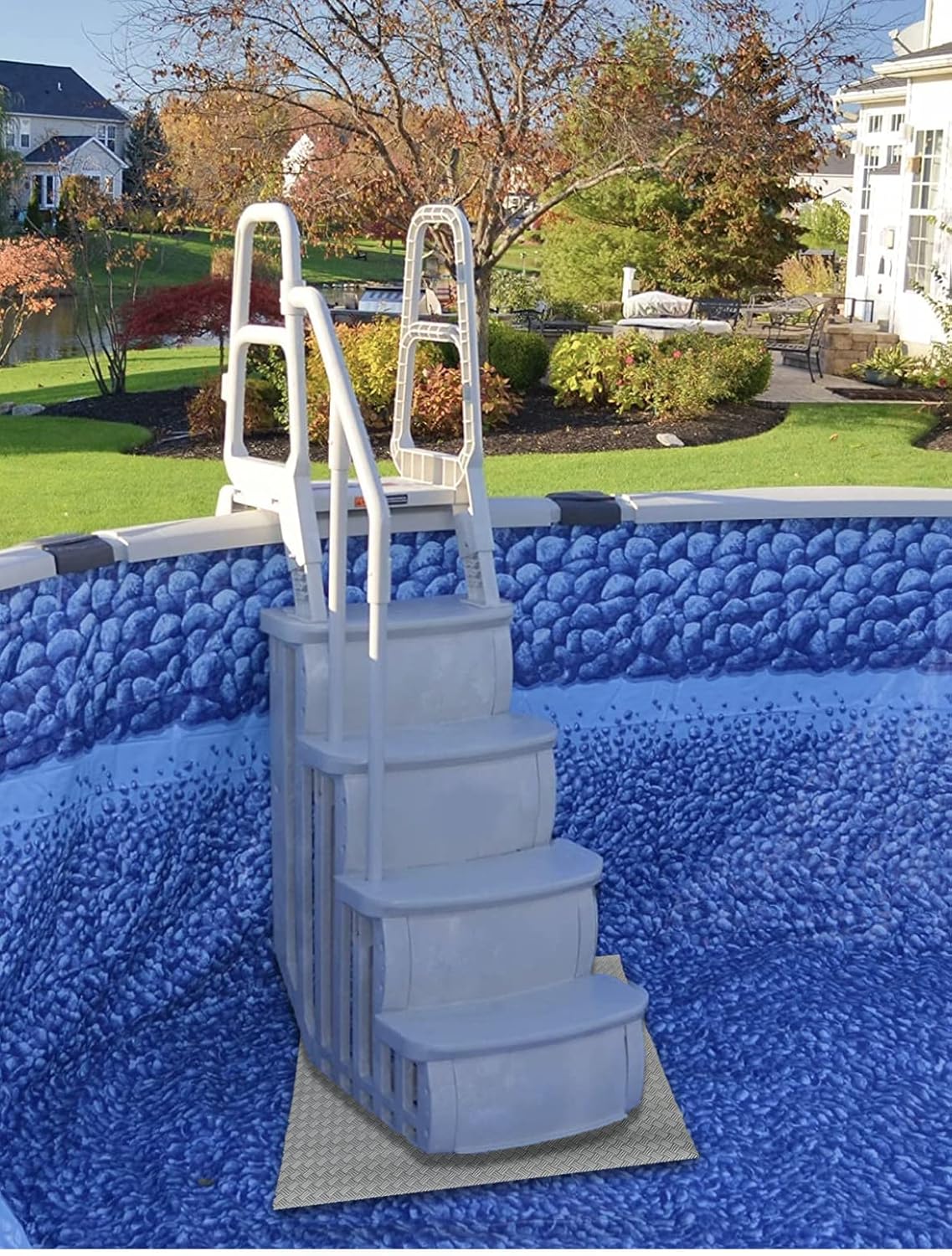 Main Access Smart Step – Sistema de entrada de piscina sobre el suelo con alfombrilla de piscina de 36 x 36 pulgadas, color gris pardo
