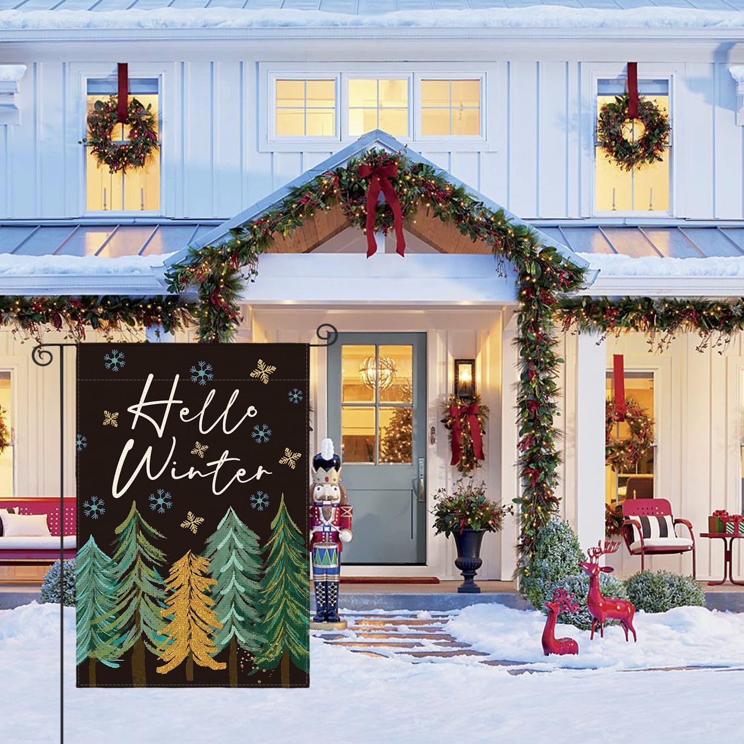 AVOIN colorlife Bandera de jardín con diseño de copo de nieve con diseño de árbol de Navidad de 12 x 18 pulgadas, de doble cara, bandera decorativa