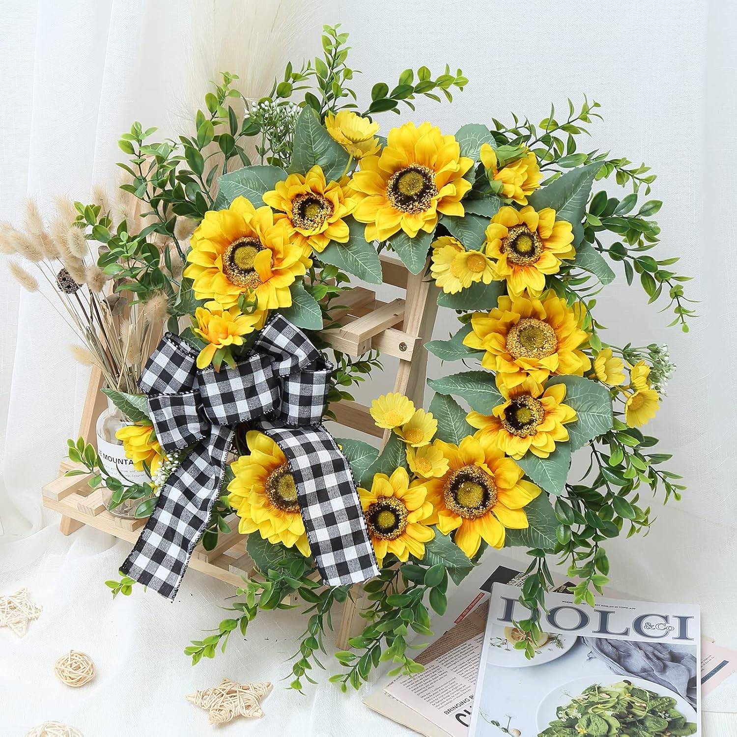 Adeeing Corona de girasol de primavera y verano para puerta delantera, decoración de girasol de 18 pulgadas con hojas verdes, lazo hecho a mano para