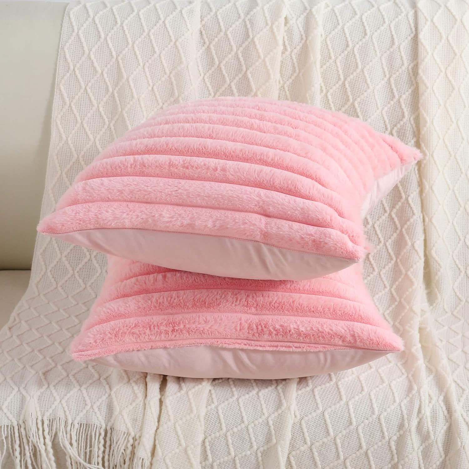 FUTEI – Juego de 2 fundas de almohada decorativas con rayas de color rosado, 24 x 24 pulgadas, cuadradas y primaverales, piel sintética de conejo