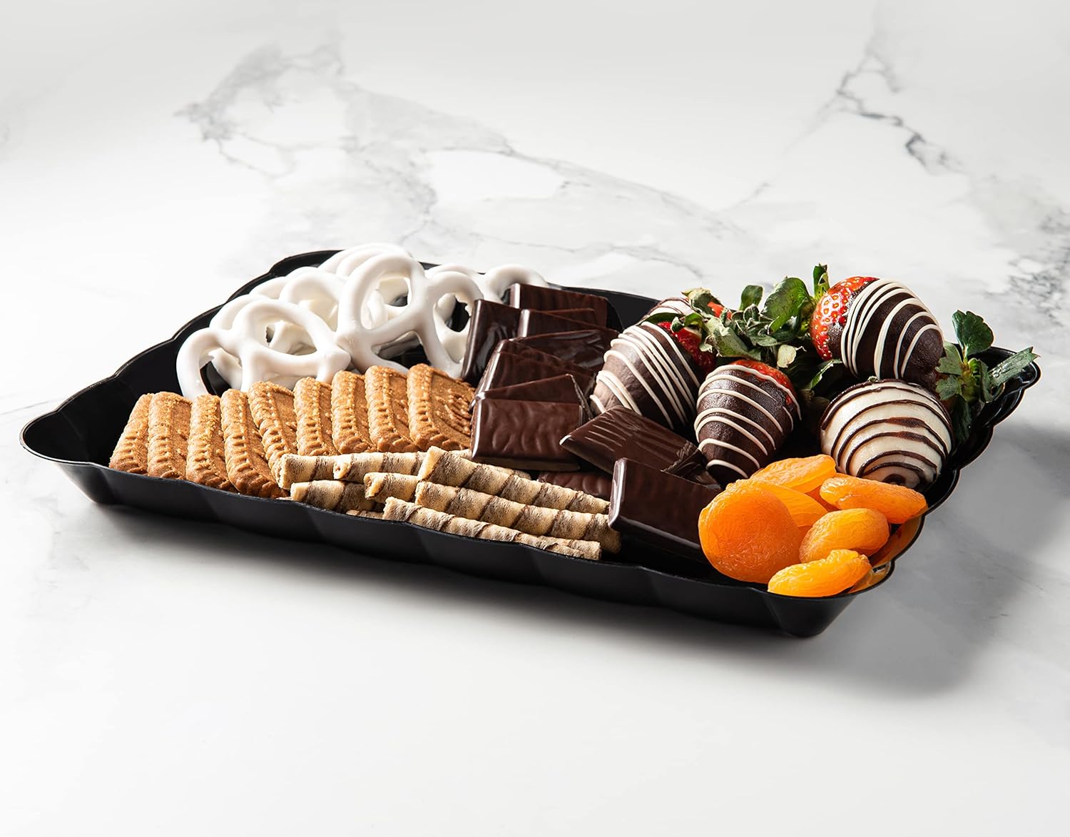 Bandejas de plástico para servir de 9 x 13 pulgadas, paquete de 4 bandejas de fiesta negras duraderas – Bandeja desechable para servir alimentos –