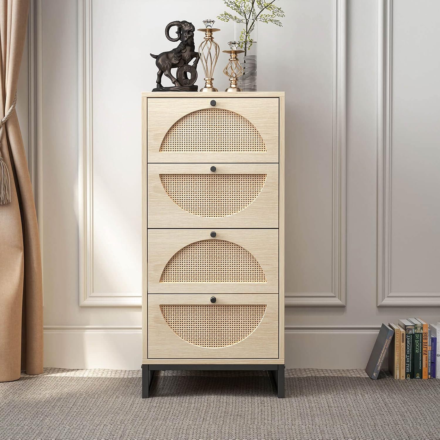 Angel Sar Armario alto de ratán con 4 cajones, cómoda de ratán de madera para dormitorio, mesa de sofá con base de metal para sala de estar, entrada