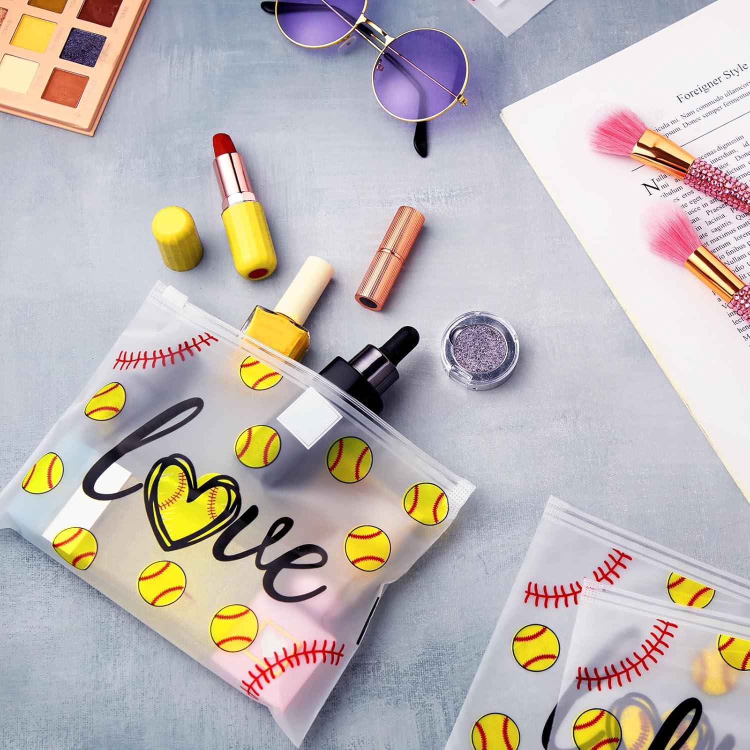 60 bolsas de maquillaje de sóftbol, regalos a granel, bolsas de maquillaje EVA para softbol, bolsas de cosméticos con cremallera, juegos de sóftbol,