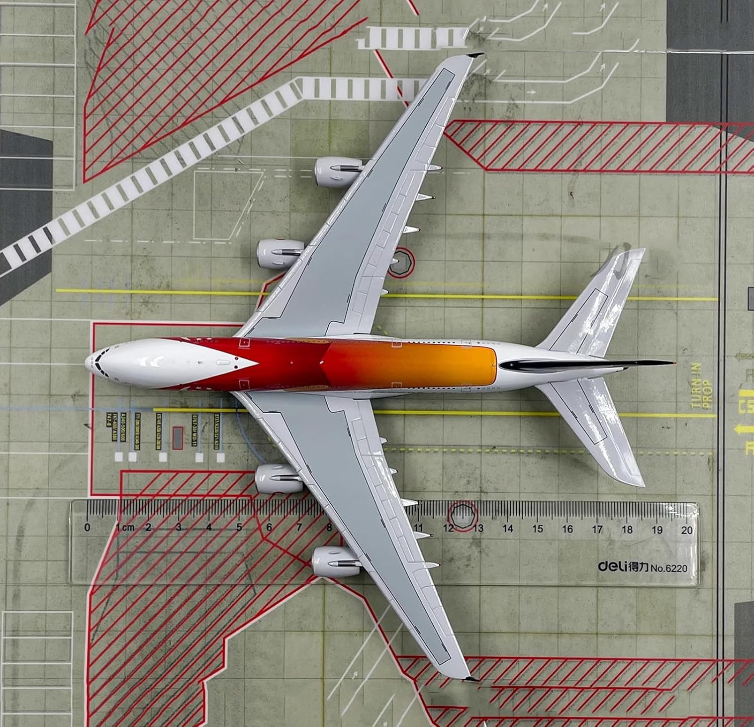 Modelo de aleación de avión fundido a presión, modelo de avión 1400 Singapore Airlines A380-800, juguetes y decoraciones para adultos, 7.9 x 4.6