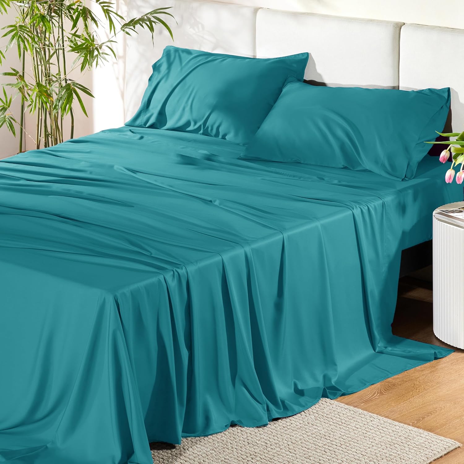 Bedsure Sábanas tamaño Queen, rayón derivado del bambú, juego de sábanas refrescantes tamaño Queen, bolsillo profundo de hasta 16 pulgadas, sábanas