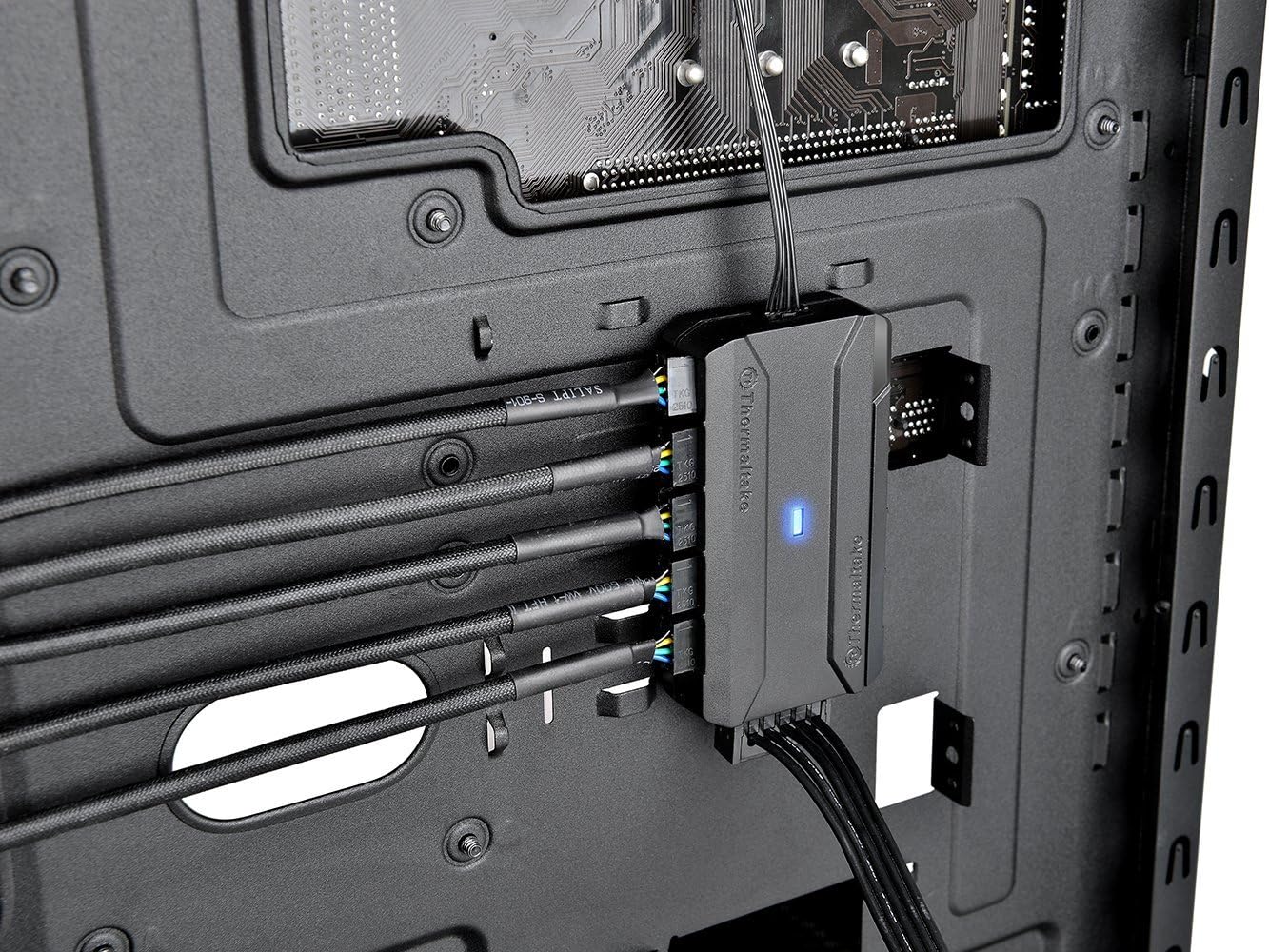 Thermaltake 212159 Accesorio Ac-023-an1nan-a1 Comandante Fp 10 Puerto Hub Para Pwm Fans Retail