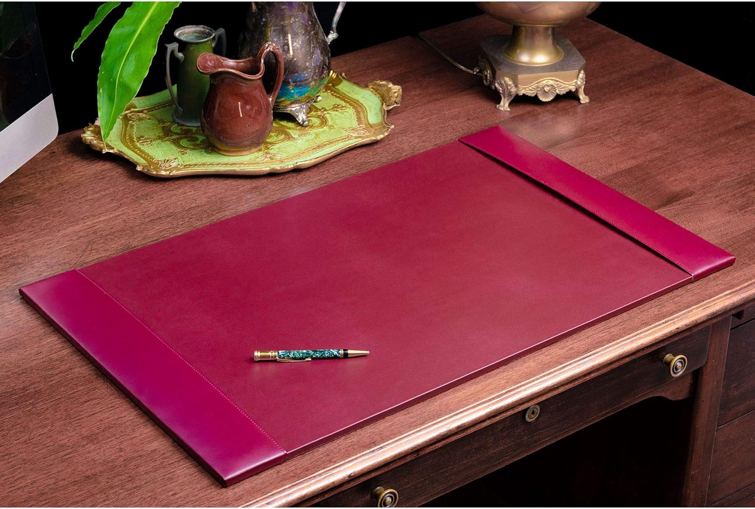 DACASSO Almohadilla de escritorio de cuero regenerado con rieles laterales, protector de escritorio de cuero de lujo para escribir, protector